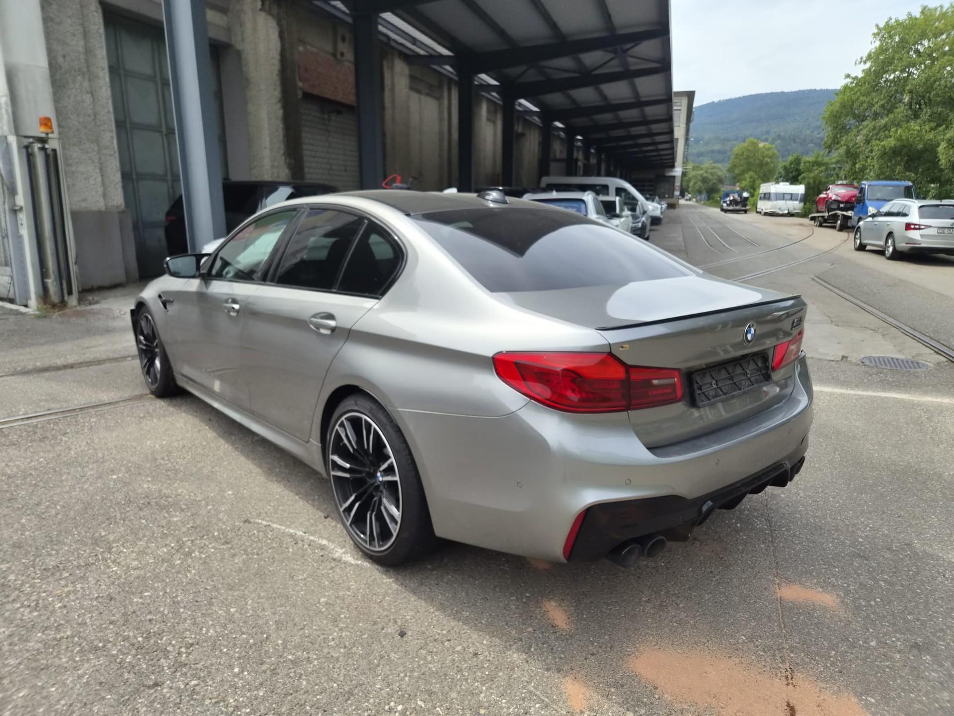 BMW M5 xDrive Competition Drivelogic-showroom-element-1