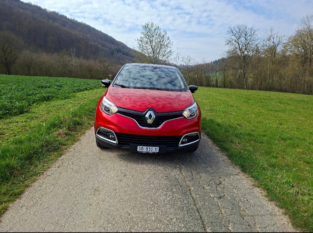 RENAULT Captur 1.2 T 16V Intens-showroom-element-2