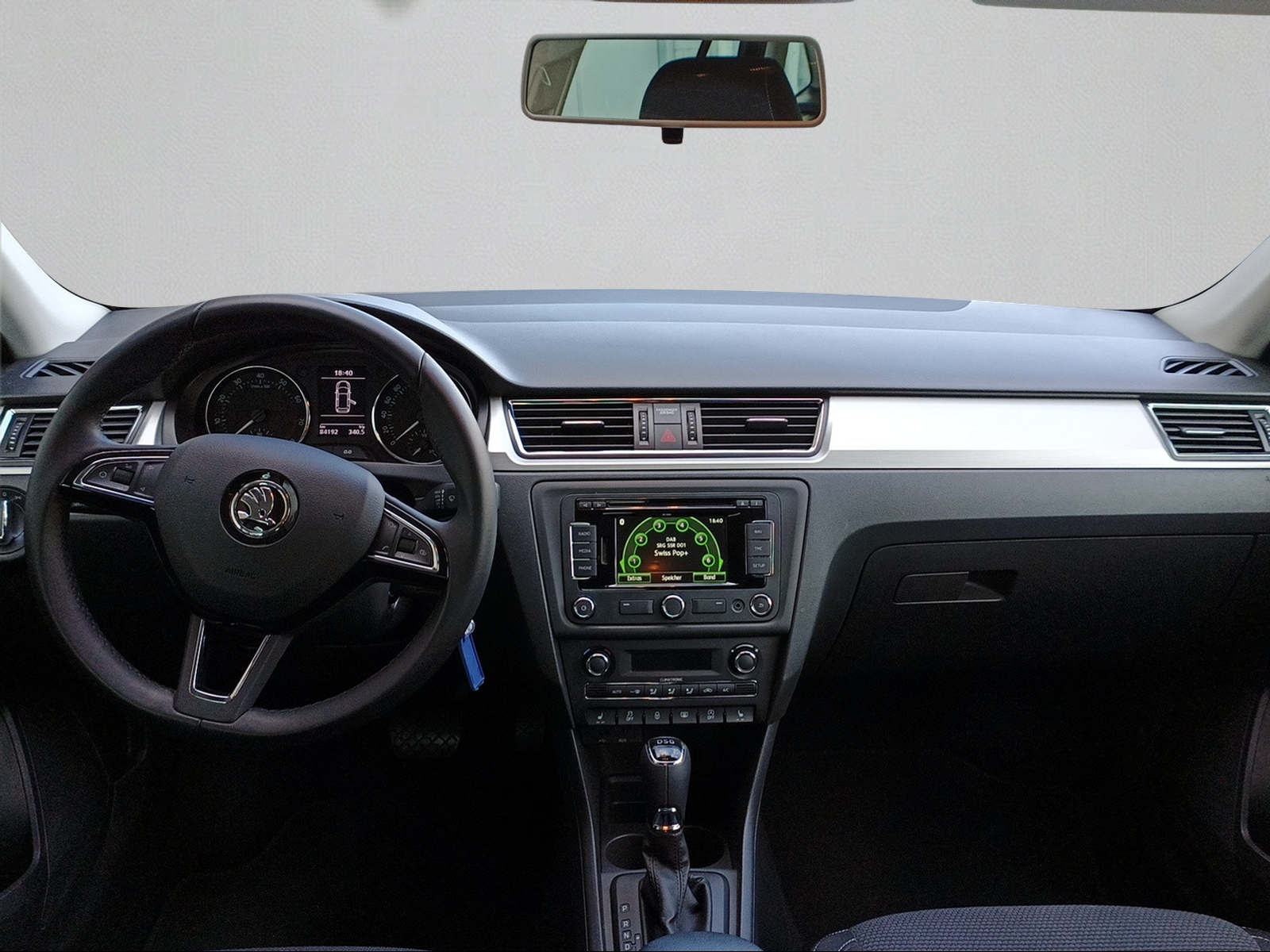 SKODA Rapid Spaceback 1.4 TSI Ambition DSG-image-11