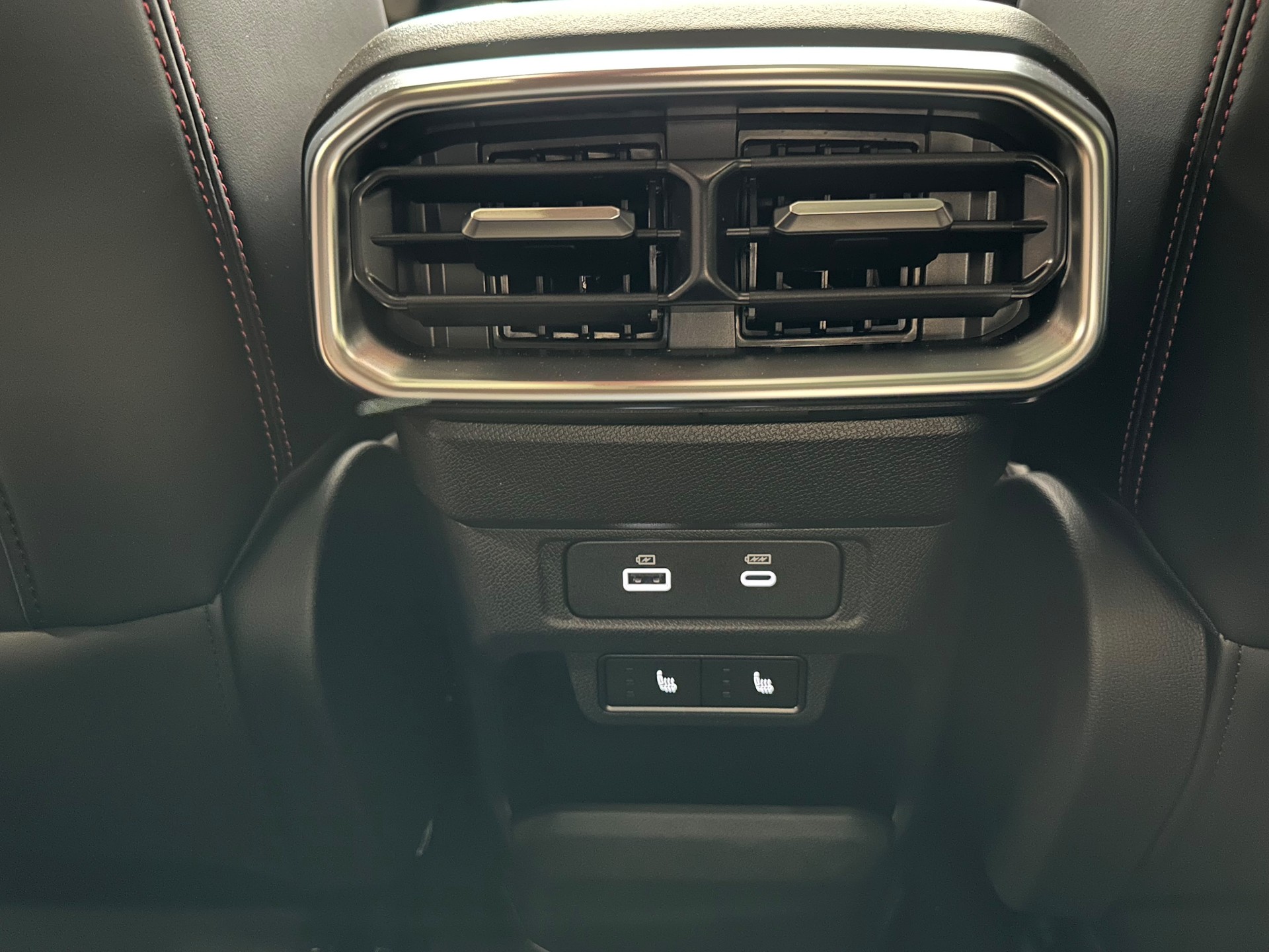 JETOUR T2 2.0 7DCT Real Time 4WD-image-22