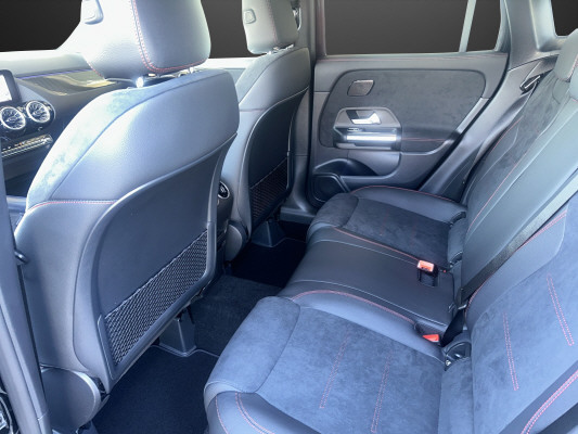 MERCEDES-BENZ GLA 200 Night Star 7G-D-image-5