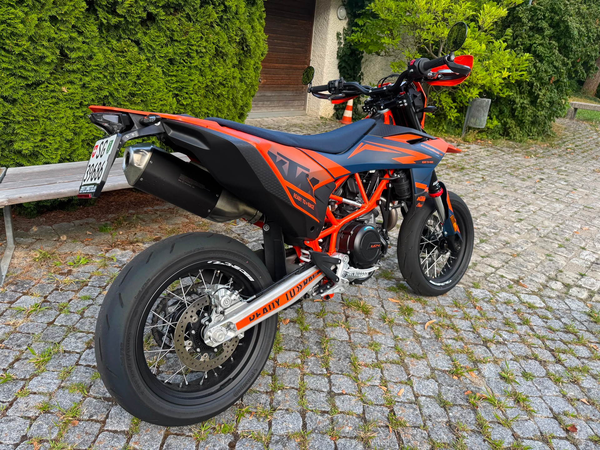KTM 690 Enduro R-image-4