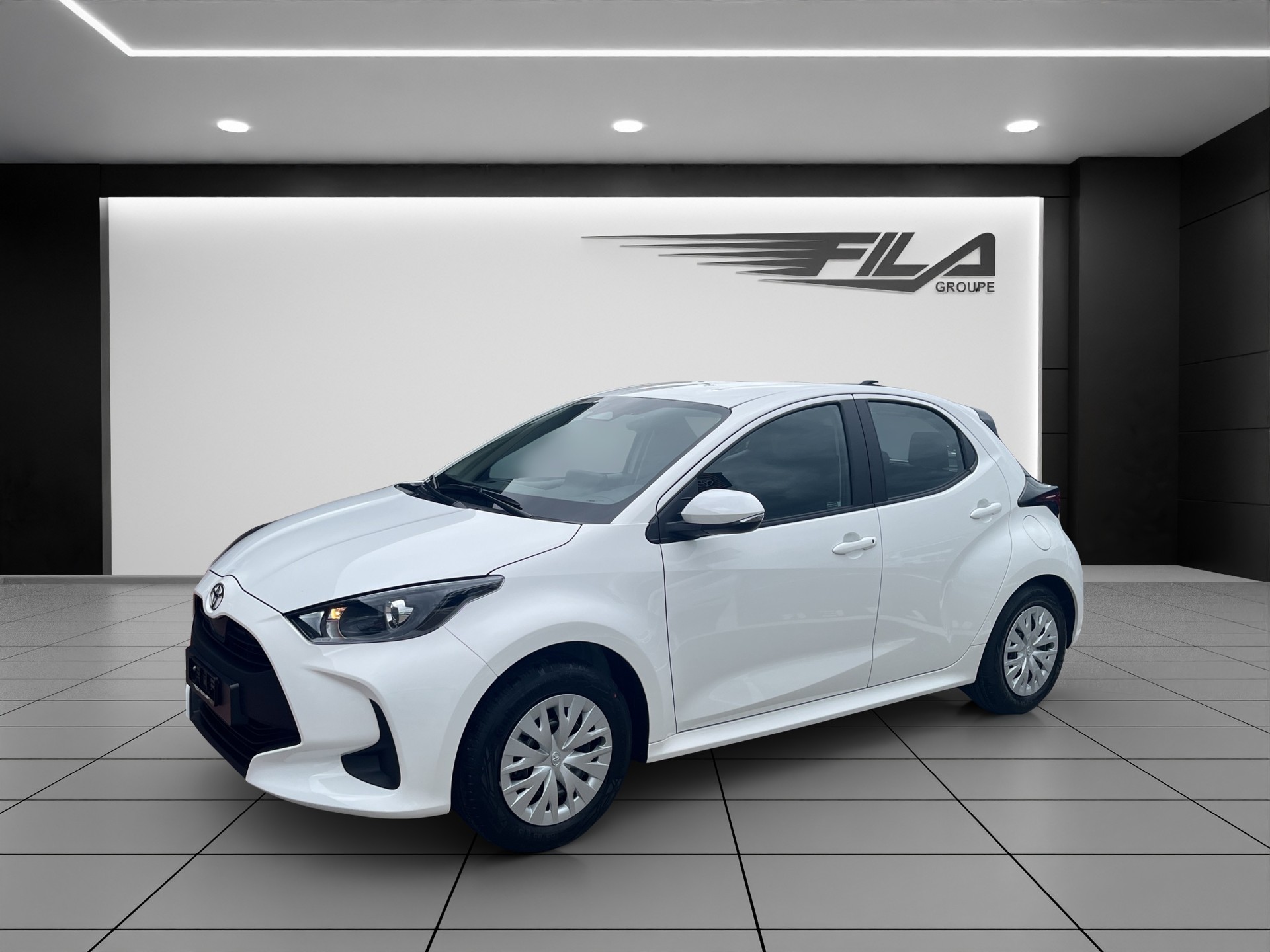 TOYOTA YARIS 1.5 VVT-i HSD Comfo-showroom-element-1