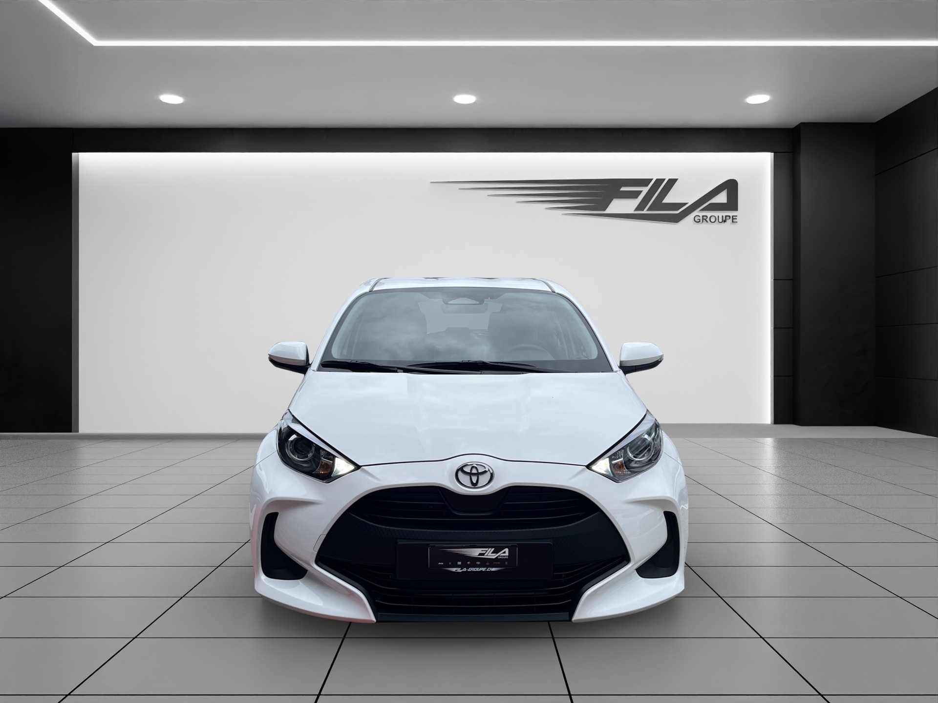 TOYOTA YARIS 1.5 VVT-i HSD Comfo-showroom-element-2