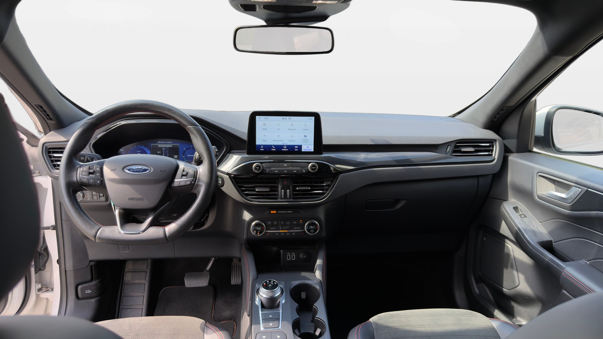 FORD Kuga 2.0 TDCi EcoBlue ST-Line X 4WD-image-15