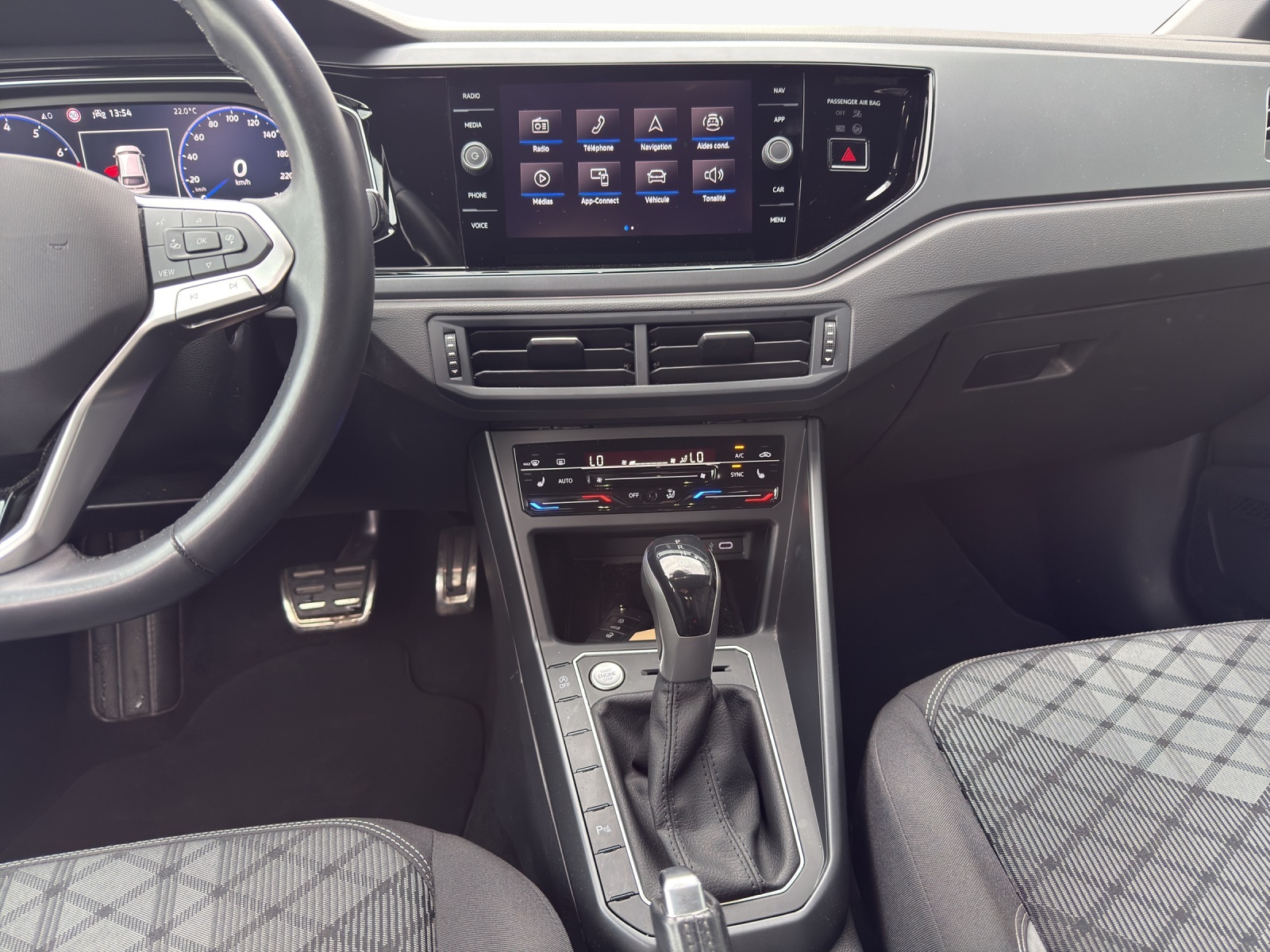 VW Taigo 1.0 TSI R-Line DSG-image-10