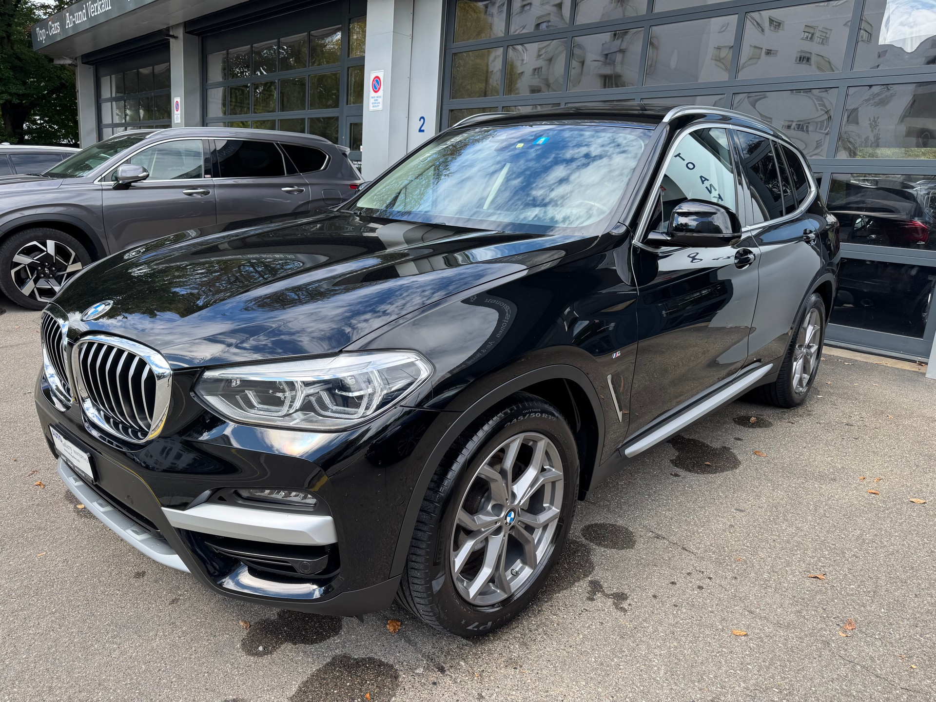 BMW X3 xDrive 48V 20d Luxury Line Steptronic-showroom-element-3