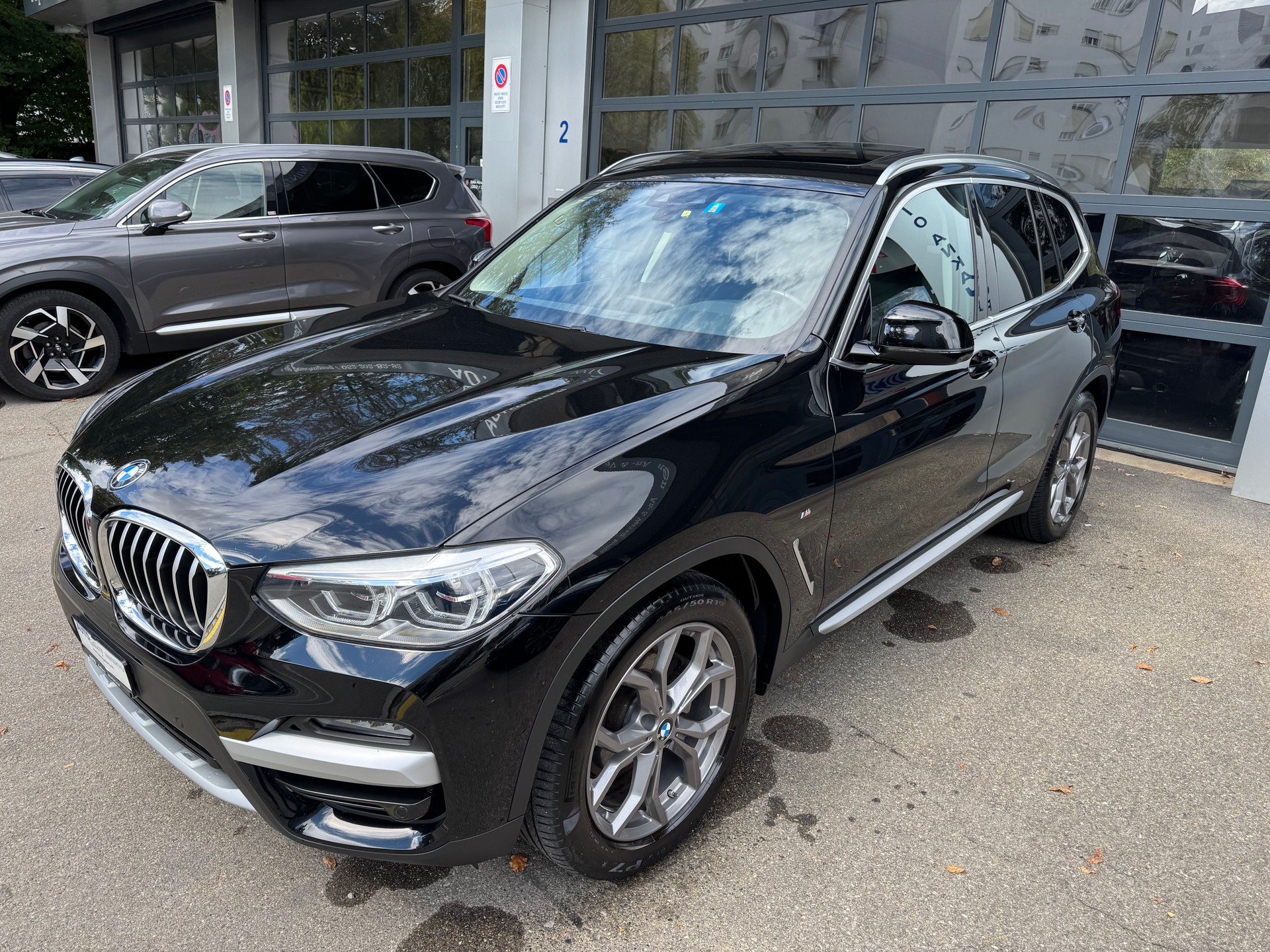 BMW X3 xDrive 48V 20d Luxury Line Steptronic-showroom-element-2
