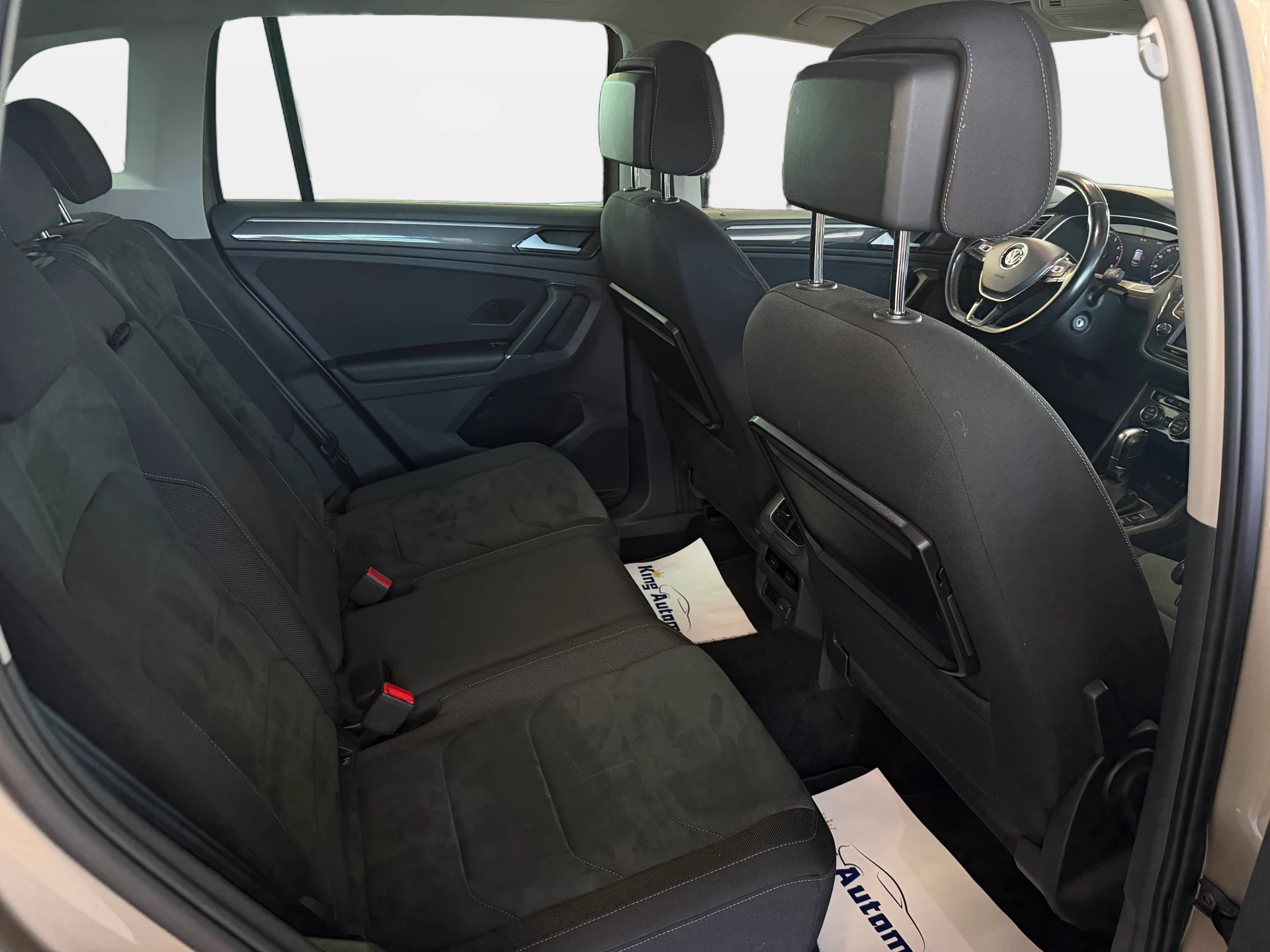 VW Tiguan 2.0TSI Highline 4Motion DSG | Ab MFK 05.2025 | RF-Kamera | Active Info Display-image-9