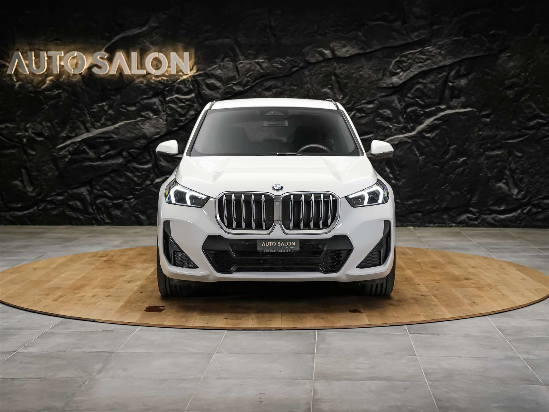 BMW X1 xDrive 23d M Sport *20" Felgen*Werksgarantie*AHK*-image-7