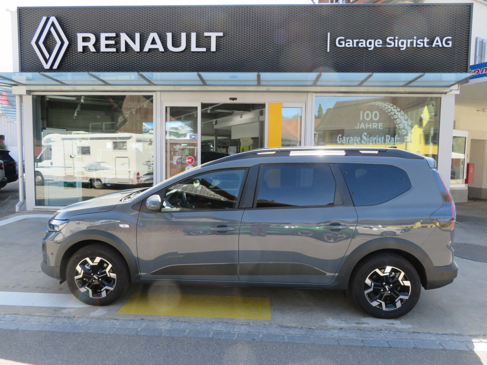 DACIA Jogger 1.8 Hybrid Journey 7P