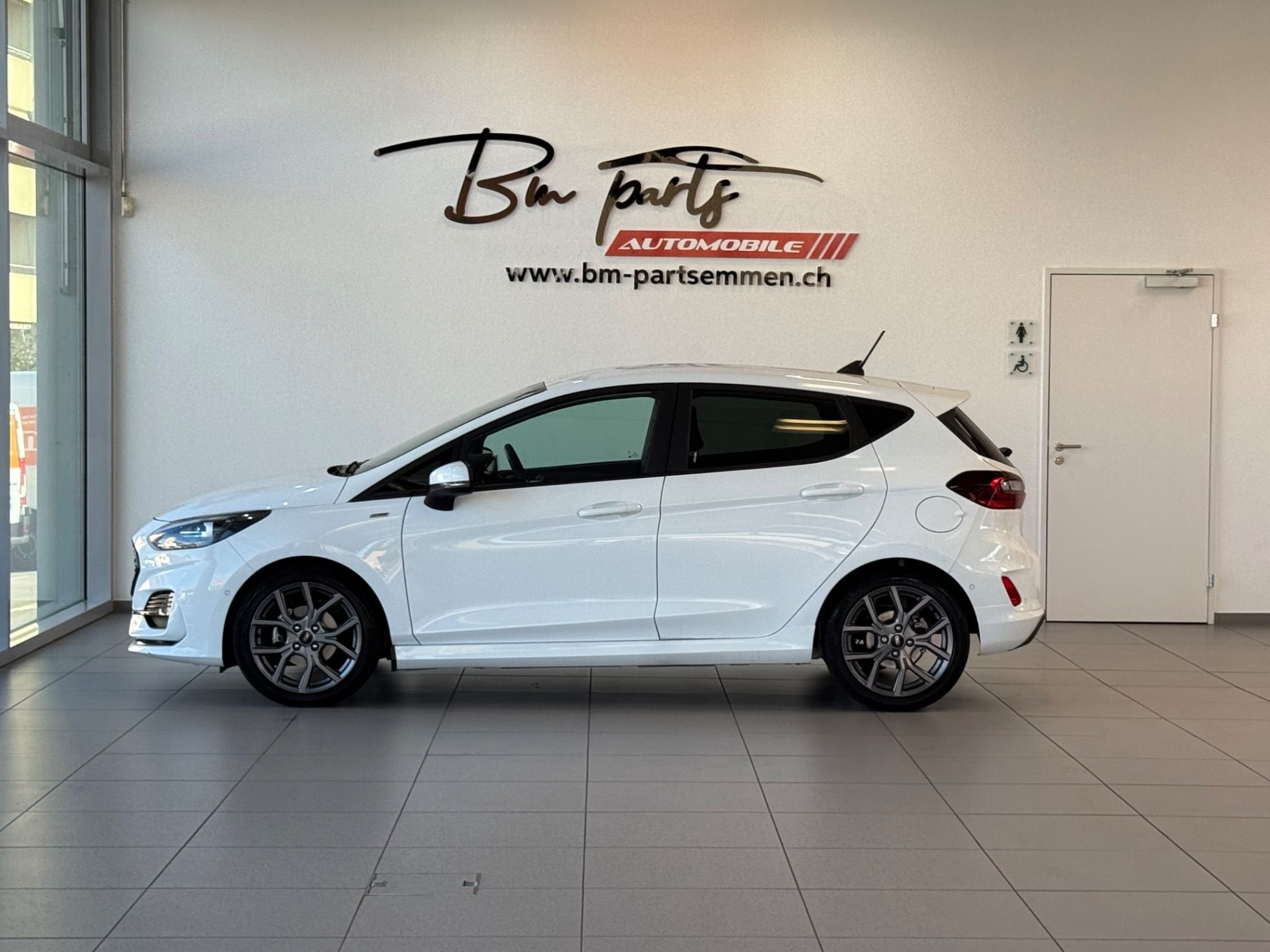 FORD Fiesta 1.0 SCTi MHEV ST Line X Automat-showroom-element-2