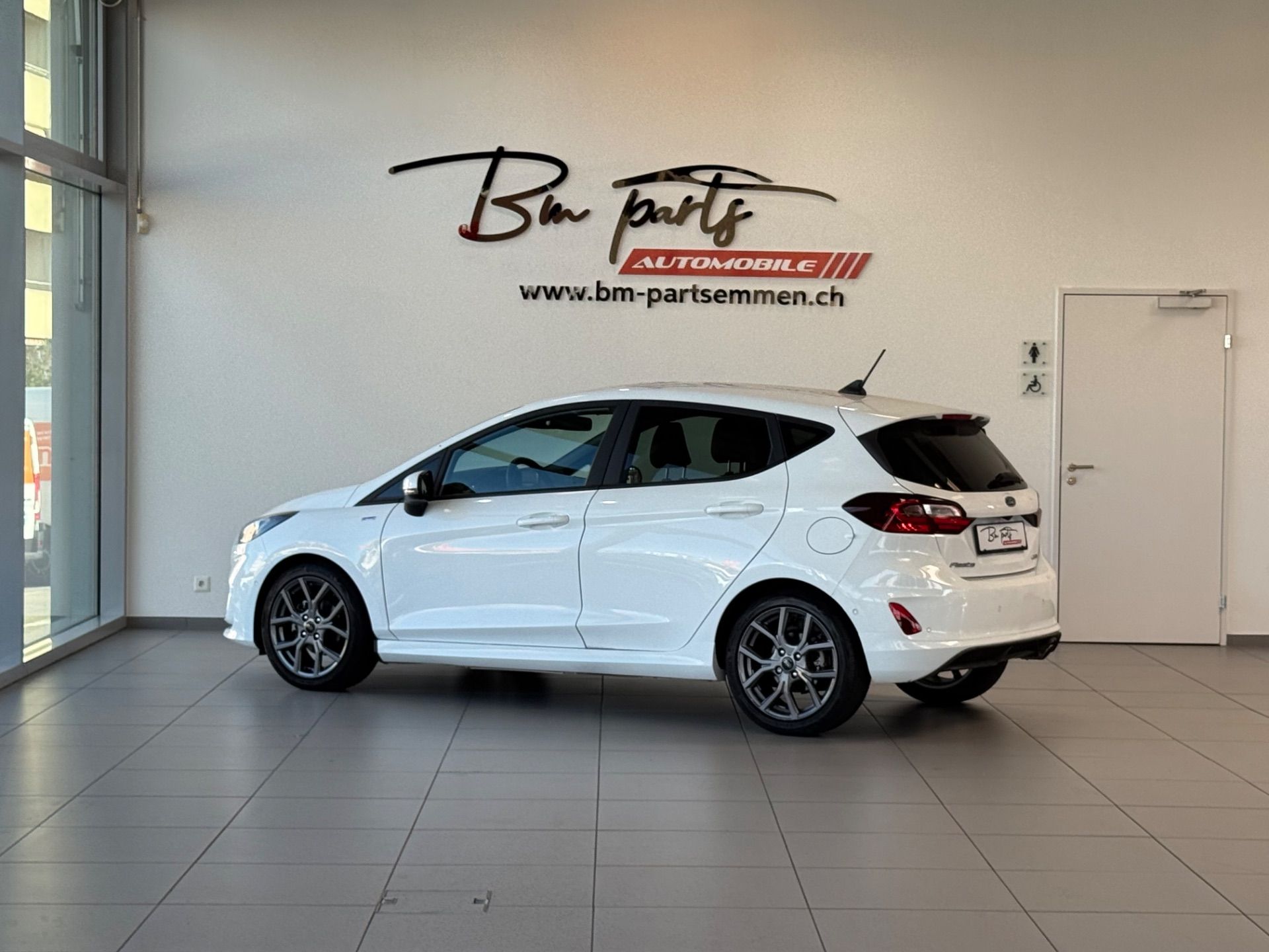 FORD Fiesta 1.0 SCTi MHEV ST Line X Automat-showroom-element-3