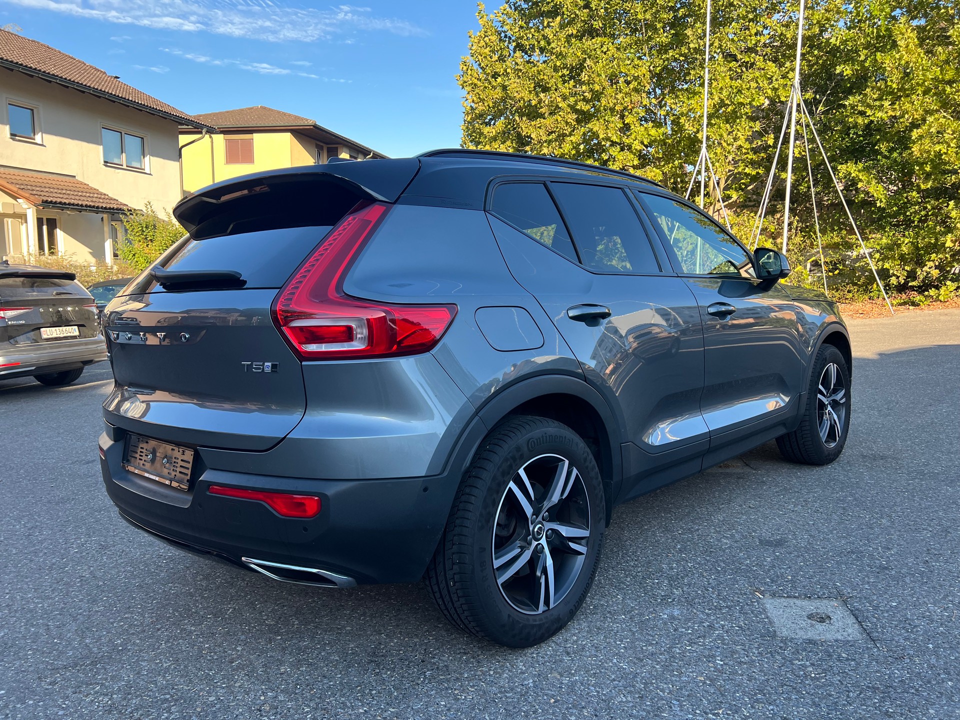 VOLVO XC40 T5 AWD R-Design Geartronic *248 PS*-image-7