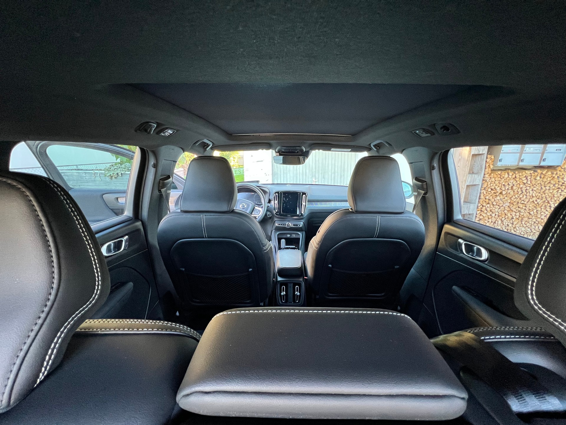 VOLVO XC40 T5 AWD R-Design Geartronic *248 PS*-image-22