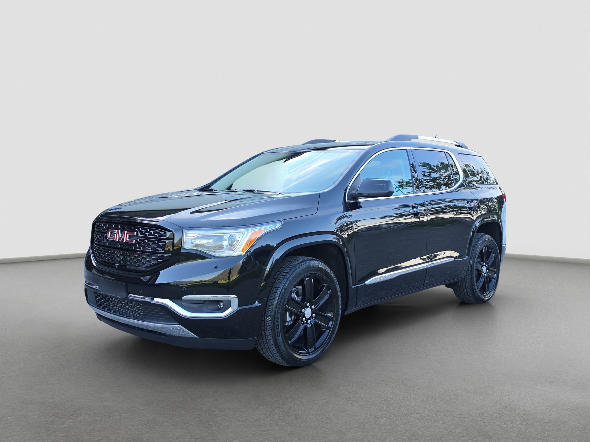 GMC Denali AWD 3.6L 6-Seater