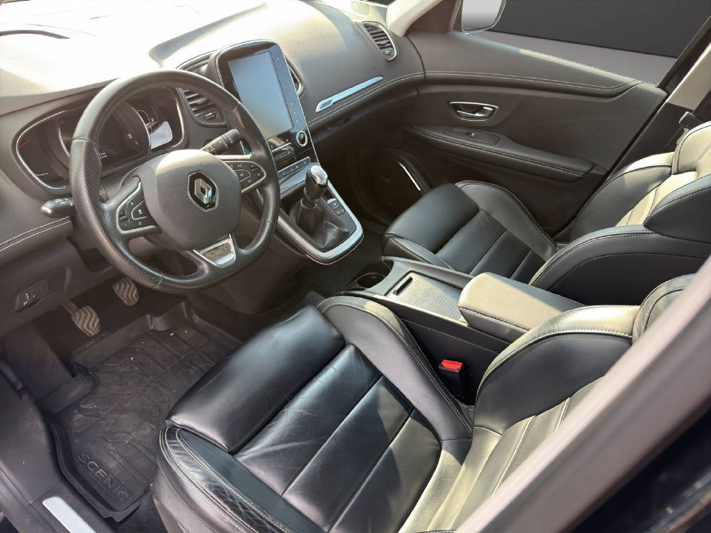 RENAULT Scénic 1.3 TCe 160 Initiale-image-6
