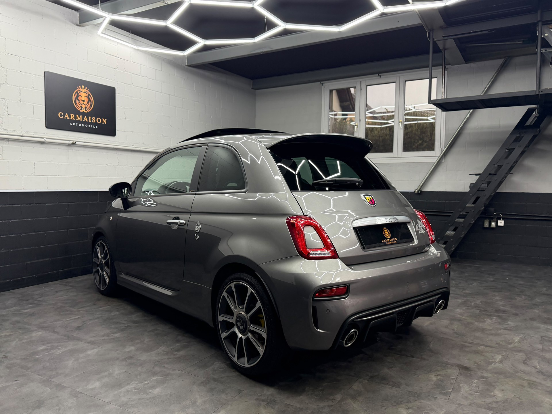 FIAT 595 1.4 16V Turbo Abarth Turismo Dualogic | CH-Auto | Panorama Dach | Leder | Bi-Xenon-image-6