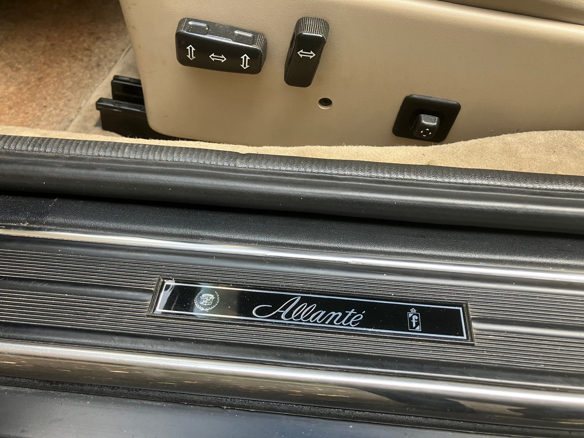 CADILLAC 32V Northstar-image-16