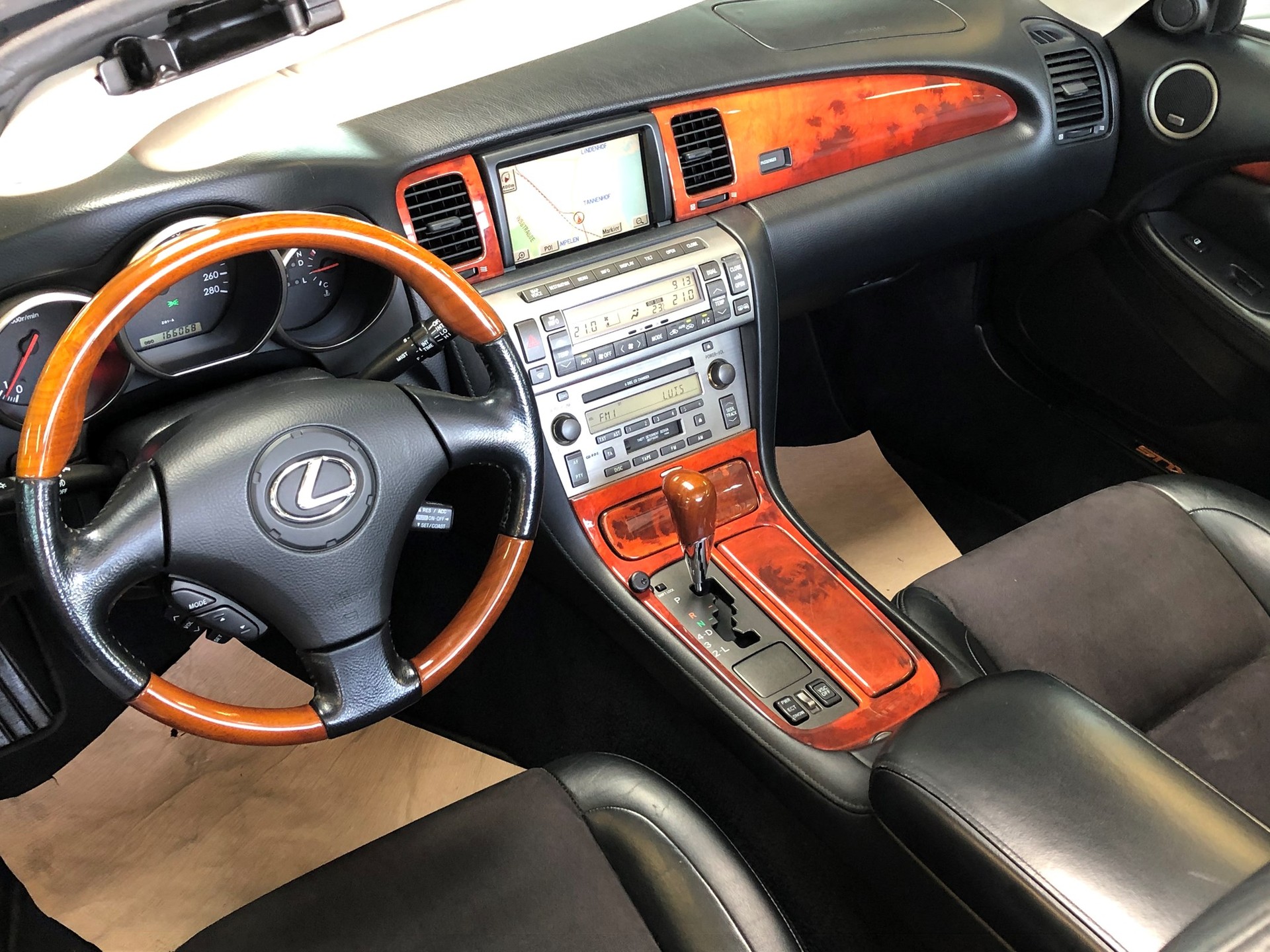 LEXUS SC 430 Automatic-image-25