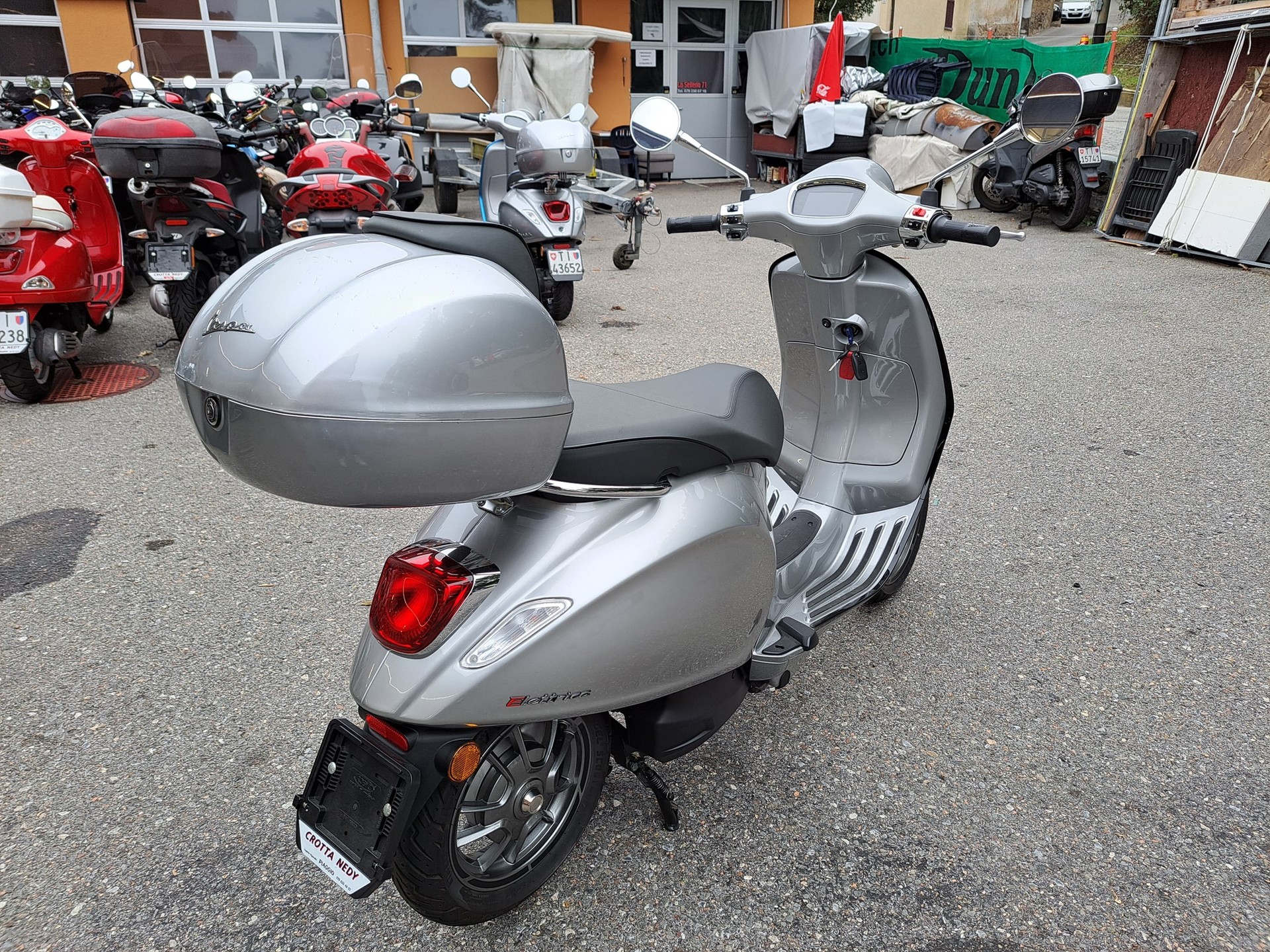 PIAGGIO Vespa Elettrica L3 Full Electric-image-2
