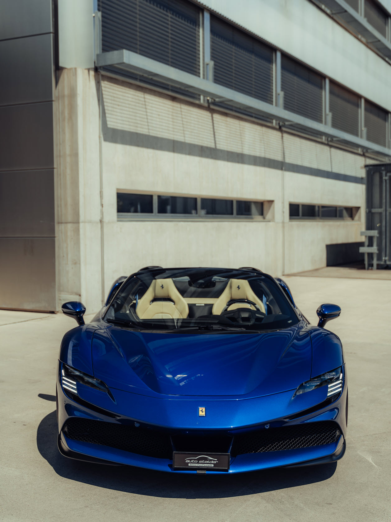 FERRARI SF90 Spider-image-4