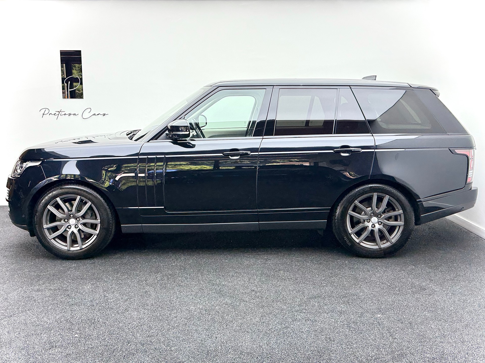 LAND ROVER Range Rover 4.4 SDV8 Vogue Automatic-showroom-element-3