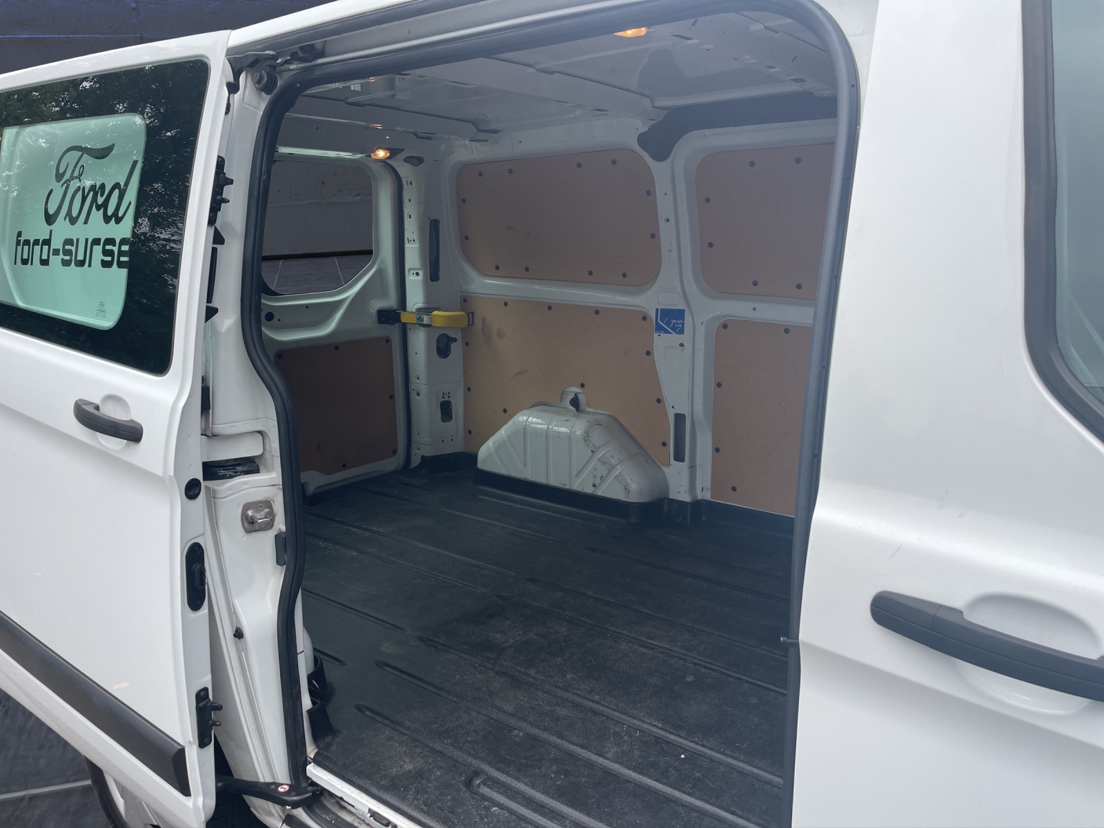 FORD Transit Custom Van 300 L1 2.0 TDCi 105 PS Trend-image-12