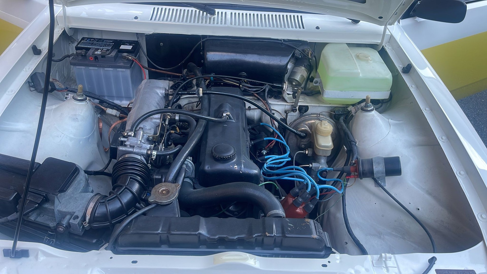 OPEL 2000 GT/E-image-4