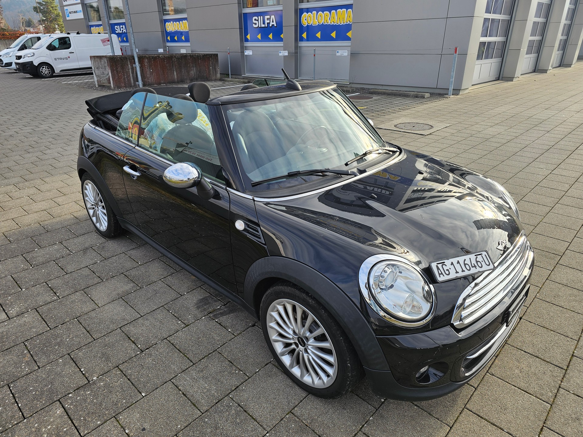 MINI Cooper Cabriolet-image-8