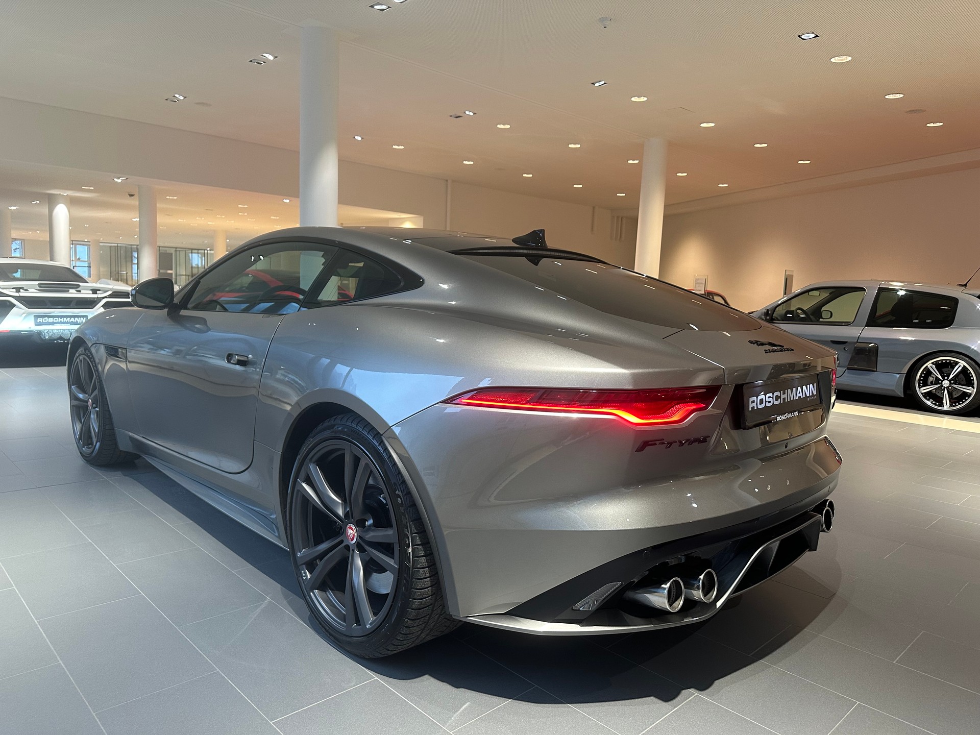 JAGUAR F-Type Coupé 5.0 V8 R75 SVR Automatik AWD-showroom-element-2