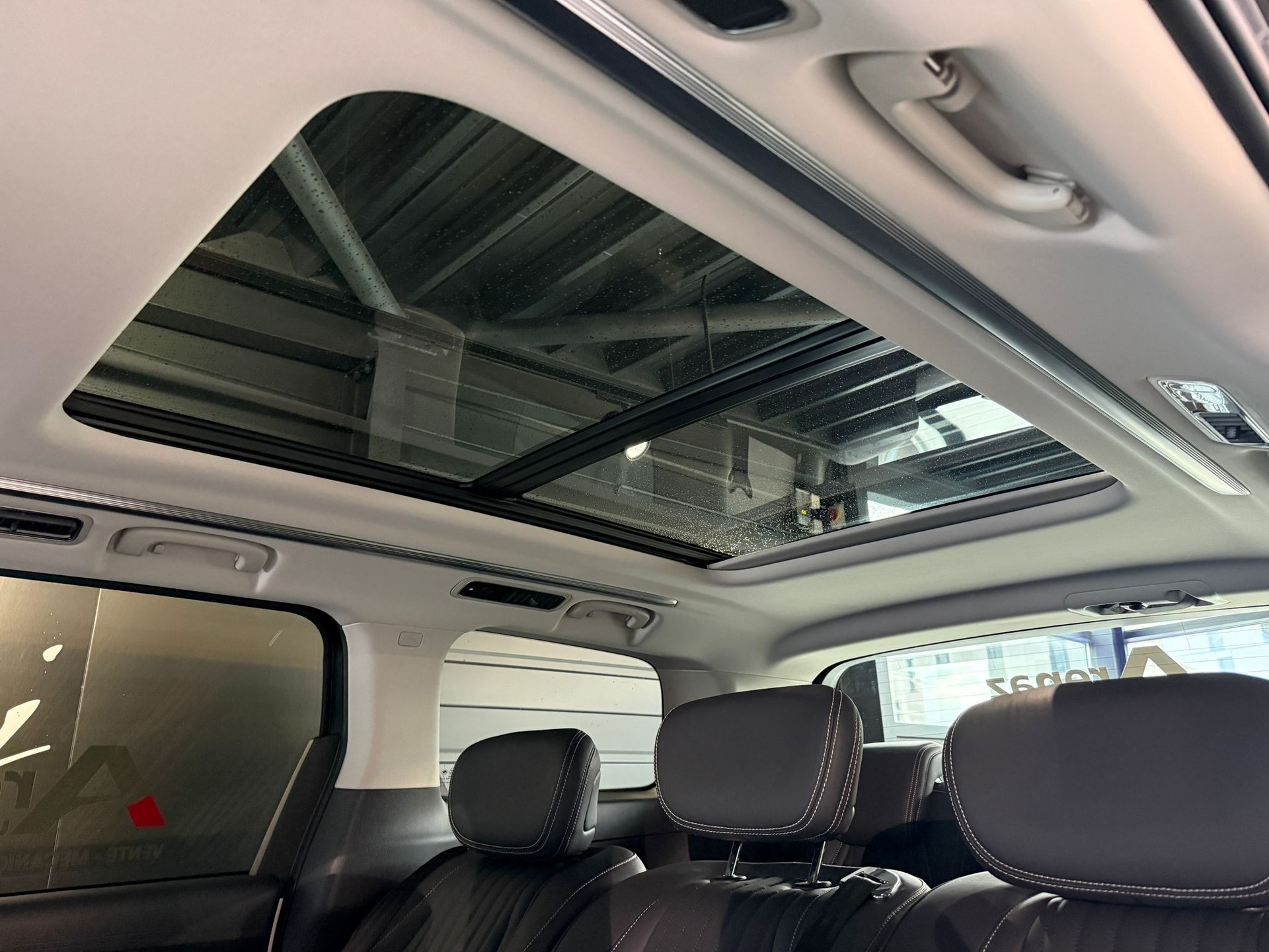 MAXUS Mifa 9 Luxury 90kWh 8 Pl.-image-23