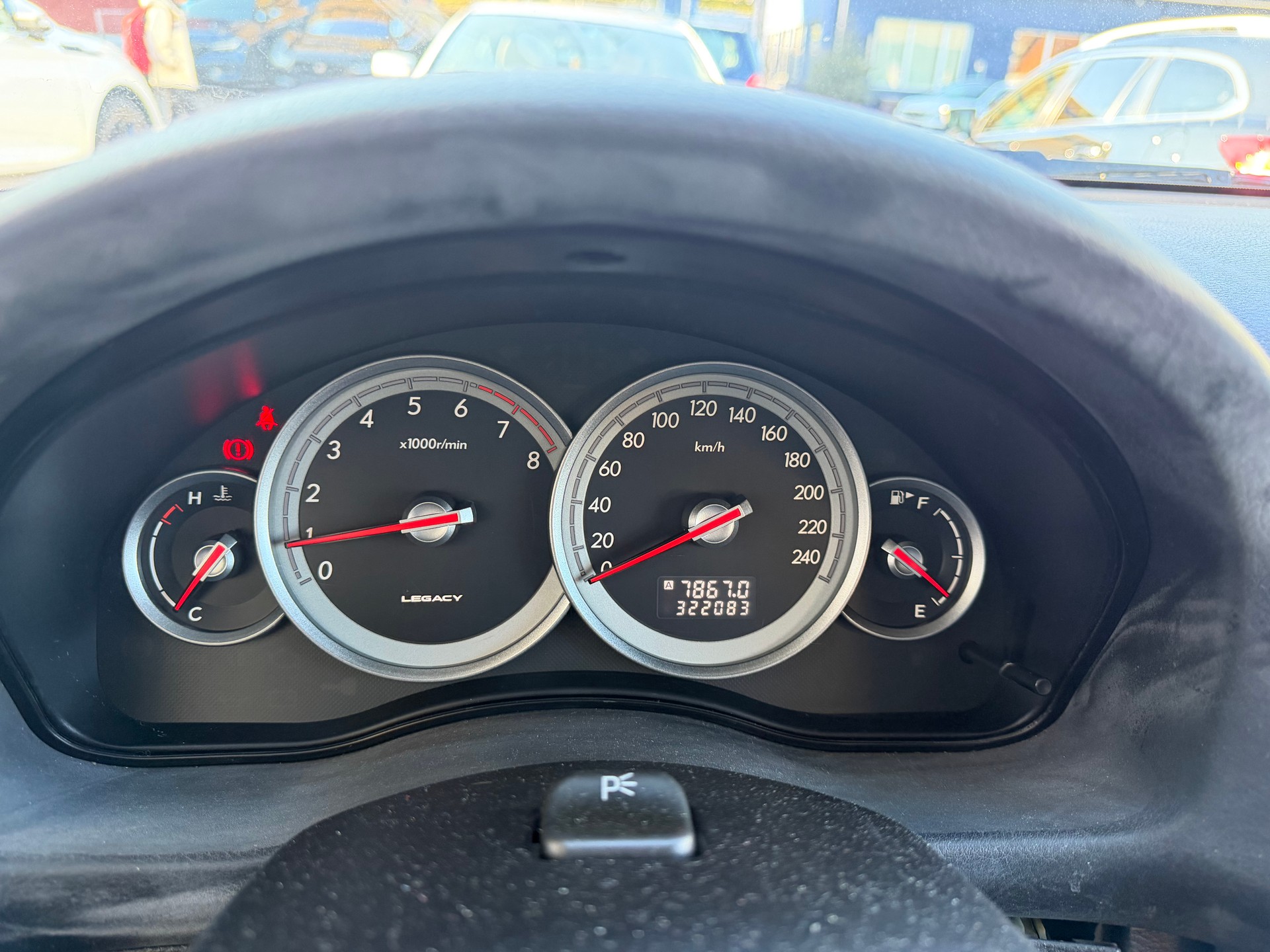 SUBARU Legacy 2.0i AWD Swiss-image-10