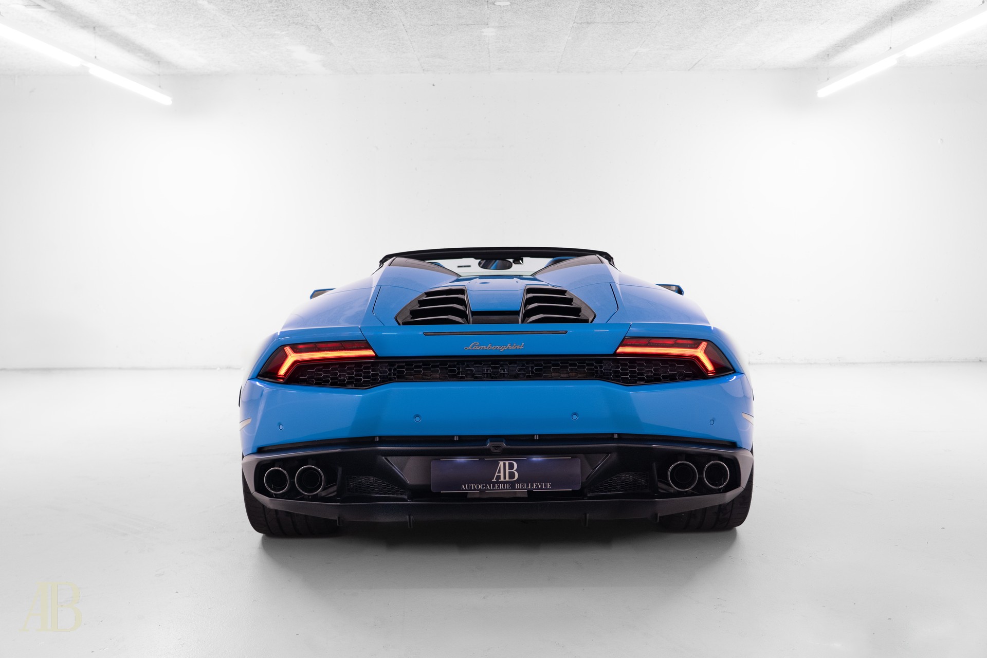 LAMBORGHINI Huracan Spyder 5.2-image-6