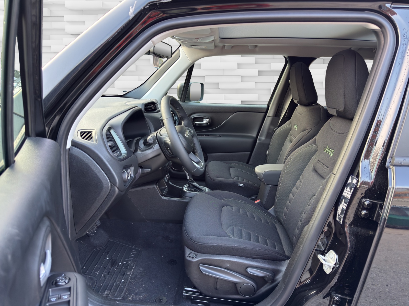 JEEP Renegade 1.5 MHEV North Star-image-9