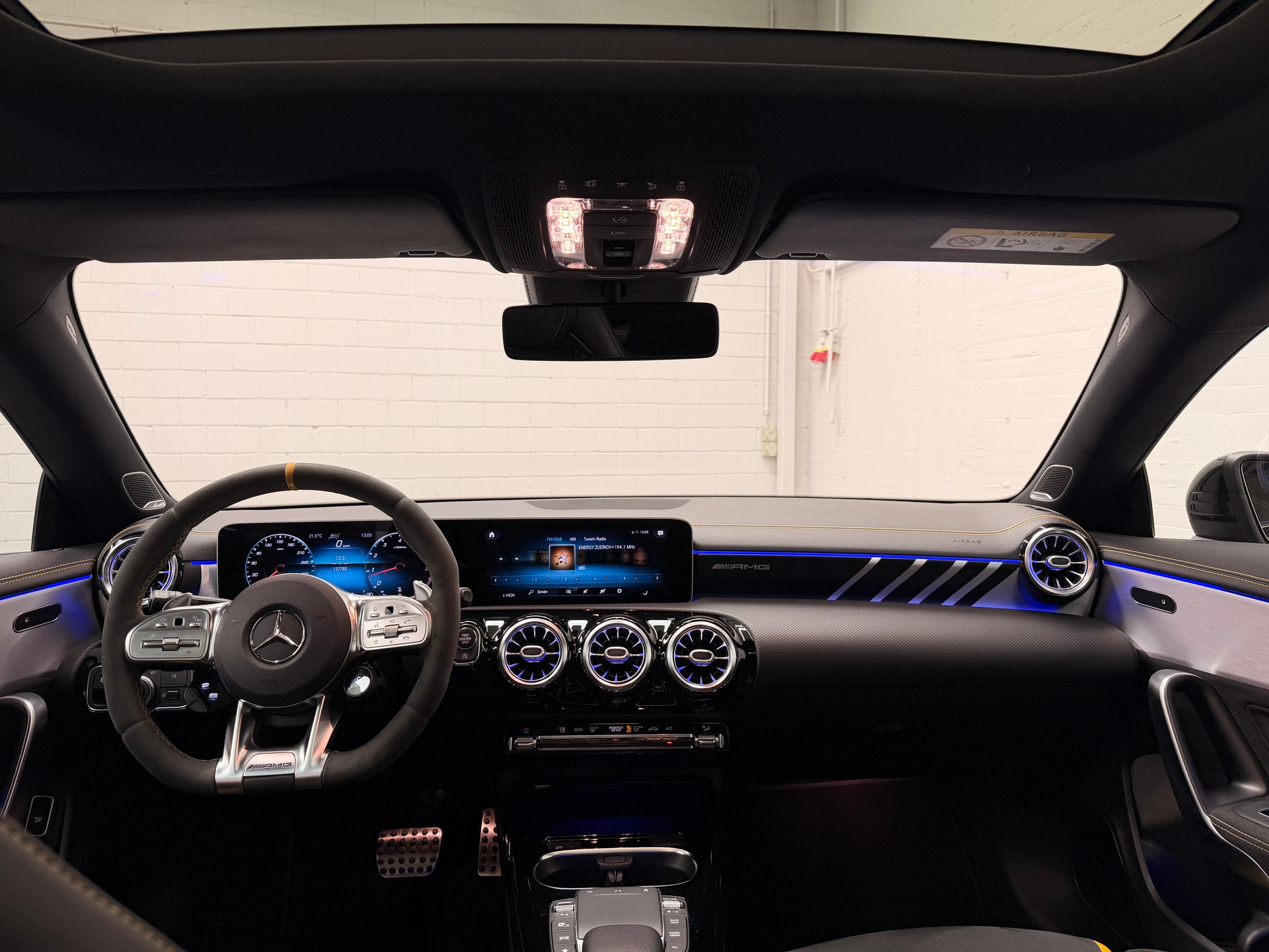 MERCEDES-BENZ CLA 45 S AMG 4Matic+ 8G-DCT Mattgray Black Performance Aktionsleasing ab 499.- mit 2 Jahre Garantie op-image-12