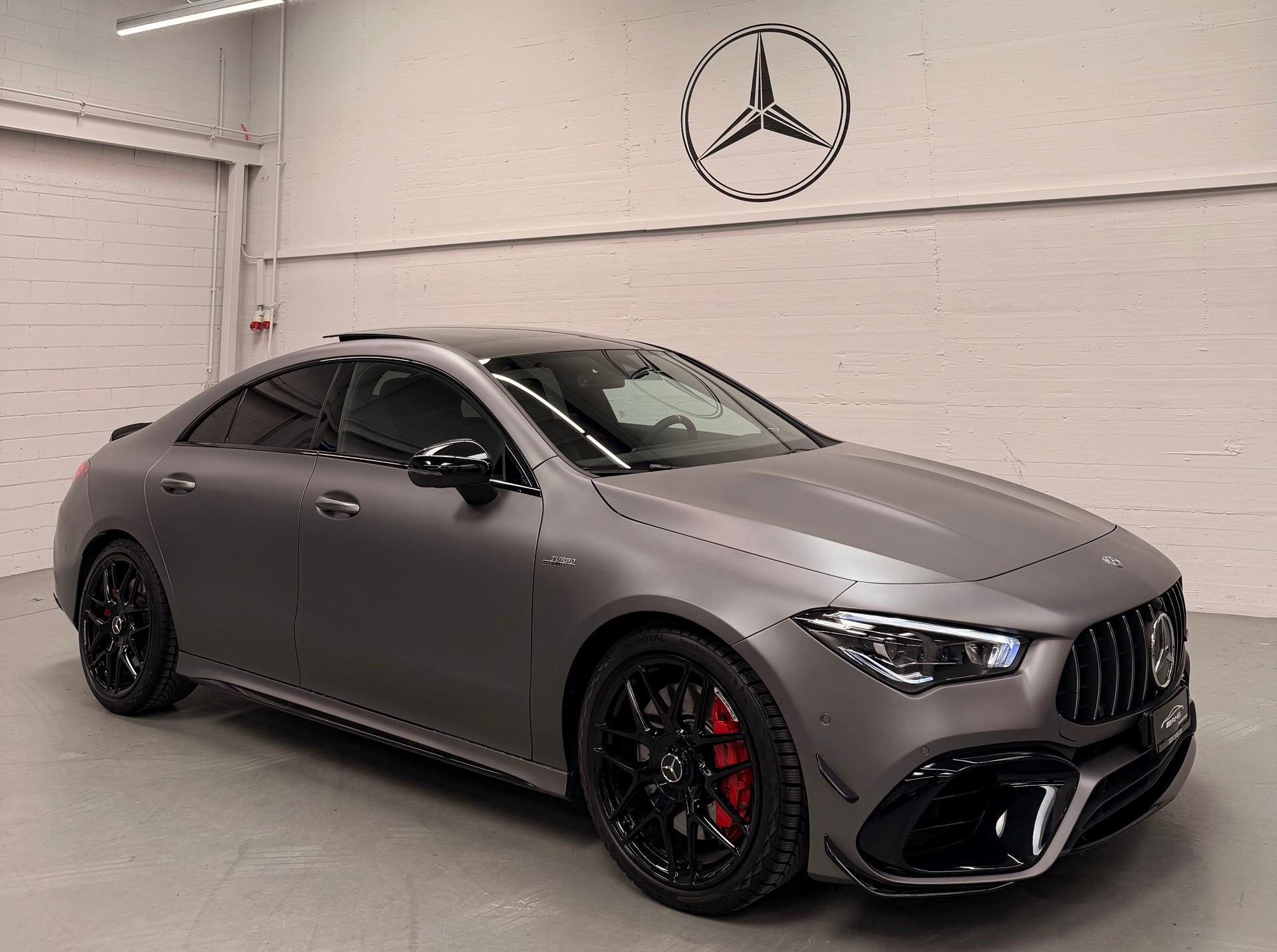 MERCEDES-BENZ CLA 45 S AMG 4Matic+ 8G-DCT Mattgray Black Performance Aktionsleasing ab 499.- mit 2 Jahre Garantie op