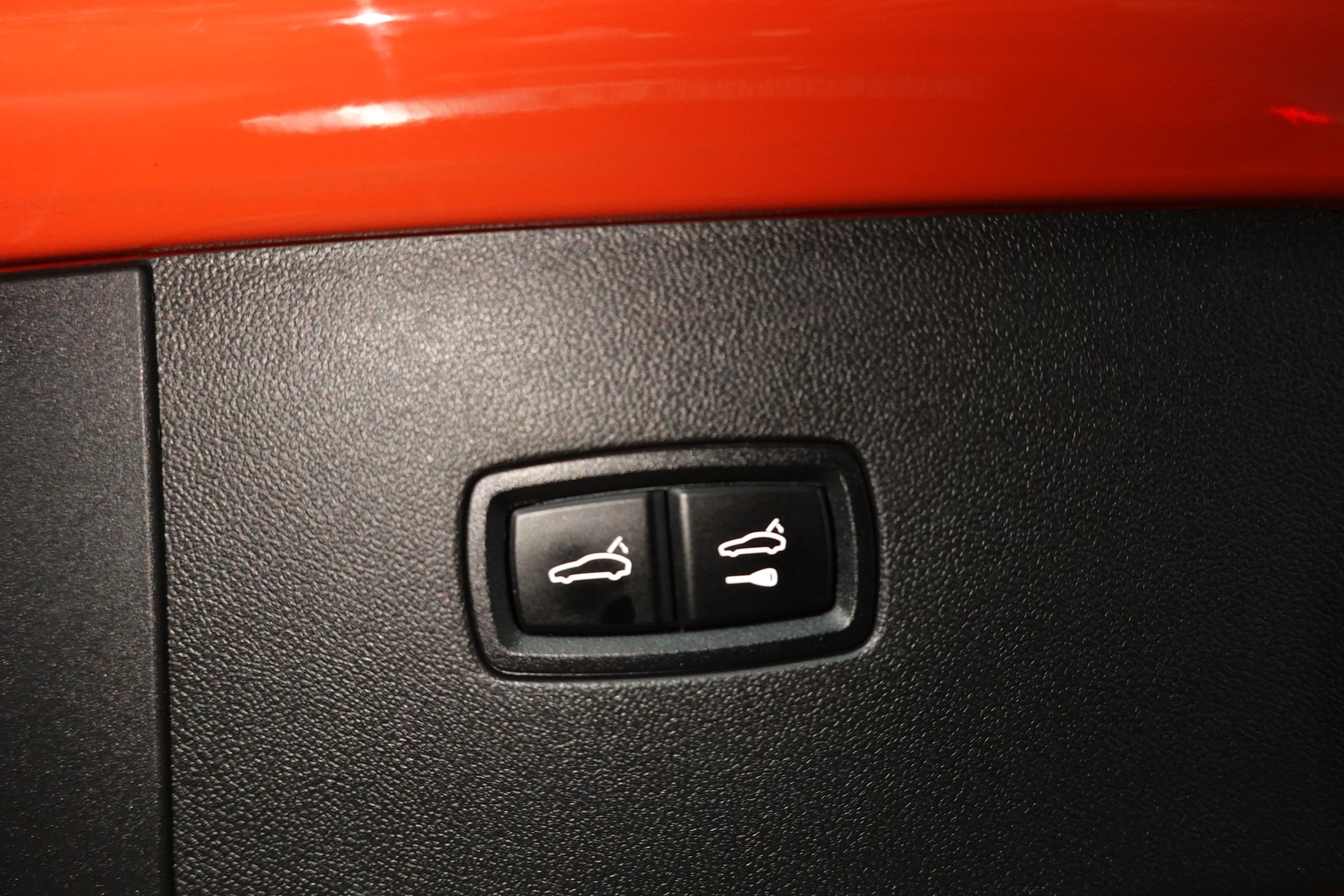 PORSCHE CAYENNE GTS COUPE 5-PLÄTZER PTS LAVA ORANGE CH-FZ 22"ALUS. ON TOP-image-43