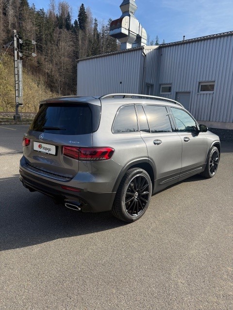 MERCEDES-BENZ GLB 250 4Matic AMG Line 8G-Tronic-image-6