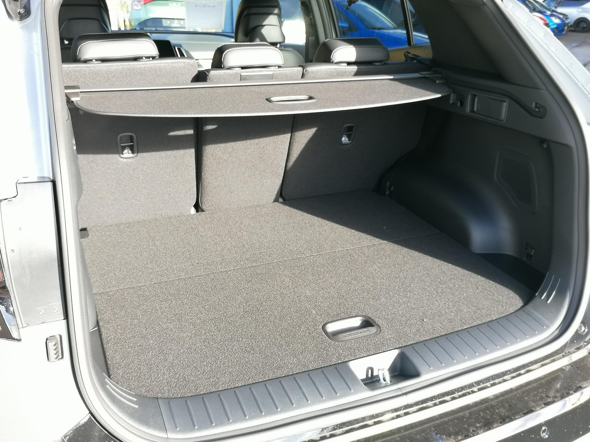 KIA Sportage 1.6 T-GDi PHEV GT-Line-image-8