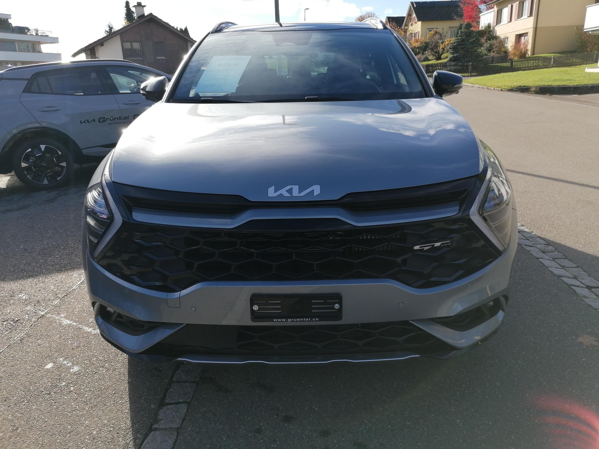KIA Sportage 1.6 T-GDi PHEV GT-Line-image-2