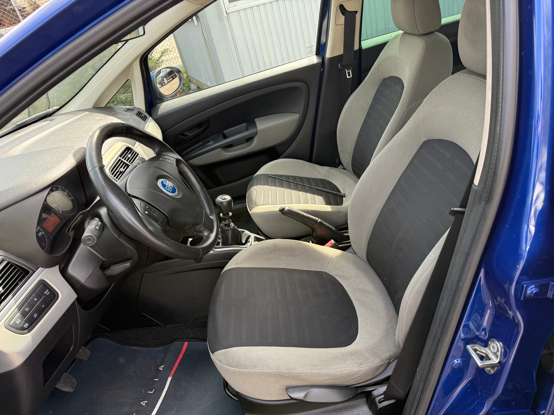 FIAT Punto 1.4 Active-image-9