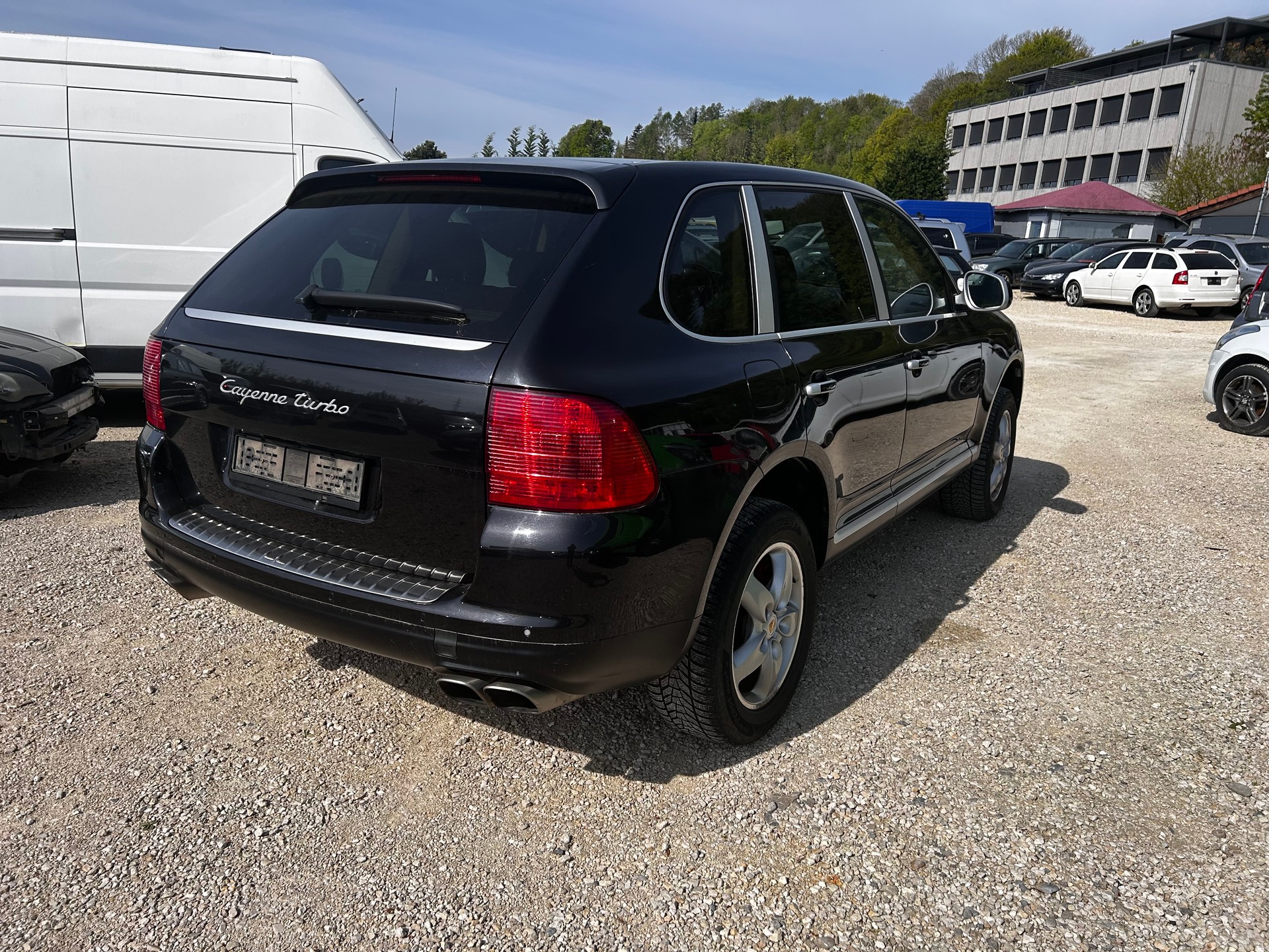 PORSCHE Cayenne Turbo-image-5