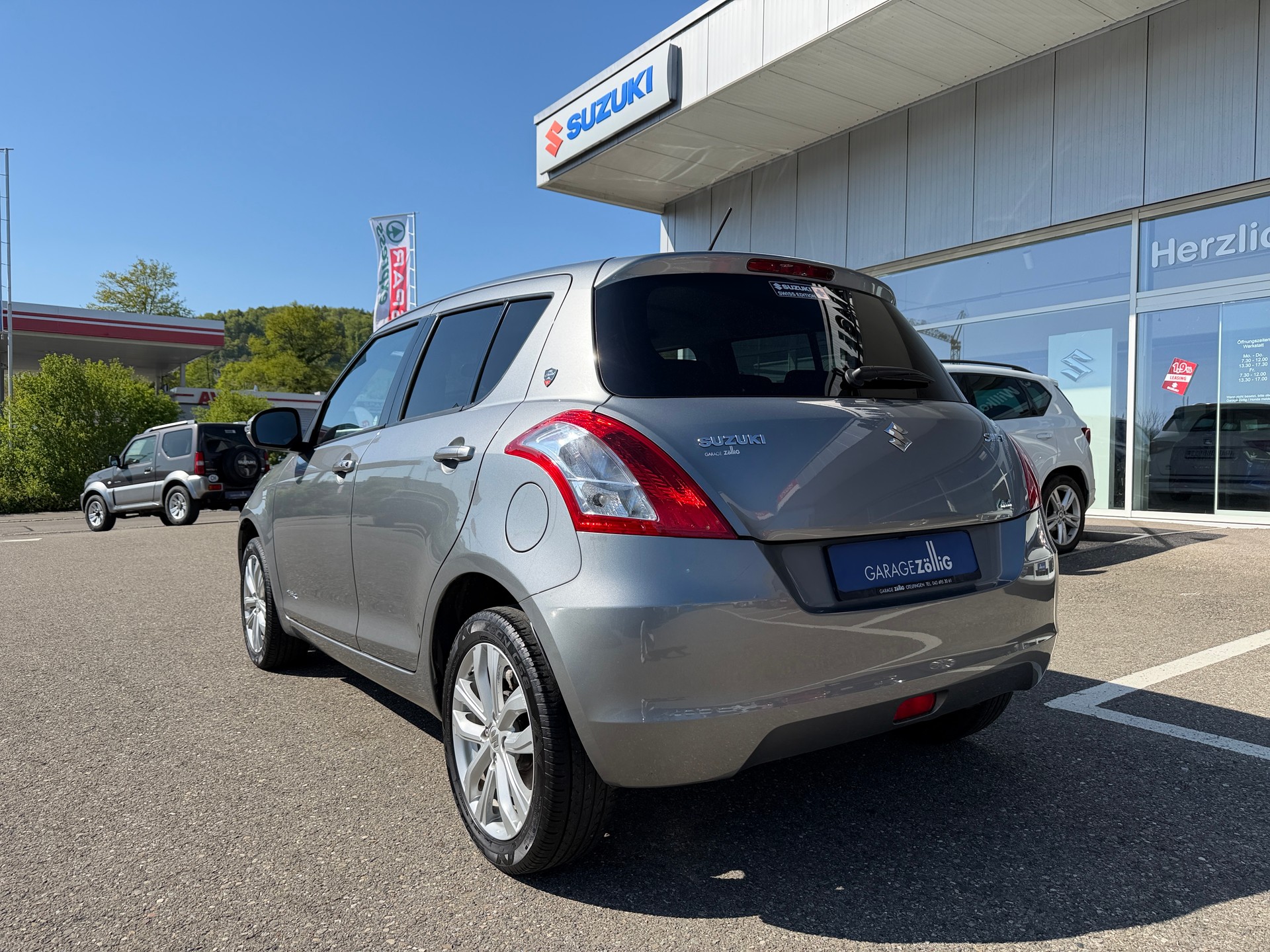 SUZUKI Swift 1.2i 16V PizSulai Top 4x4-image-4