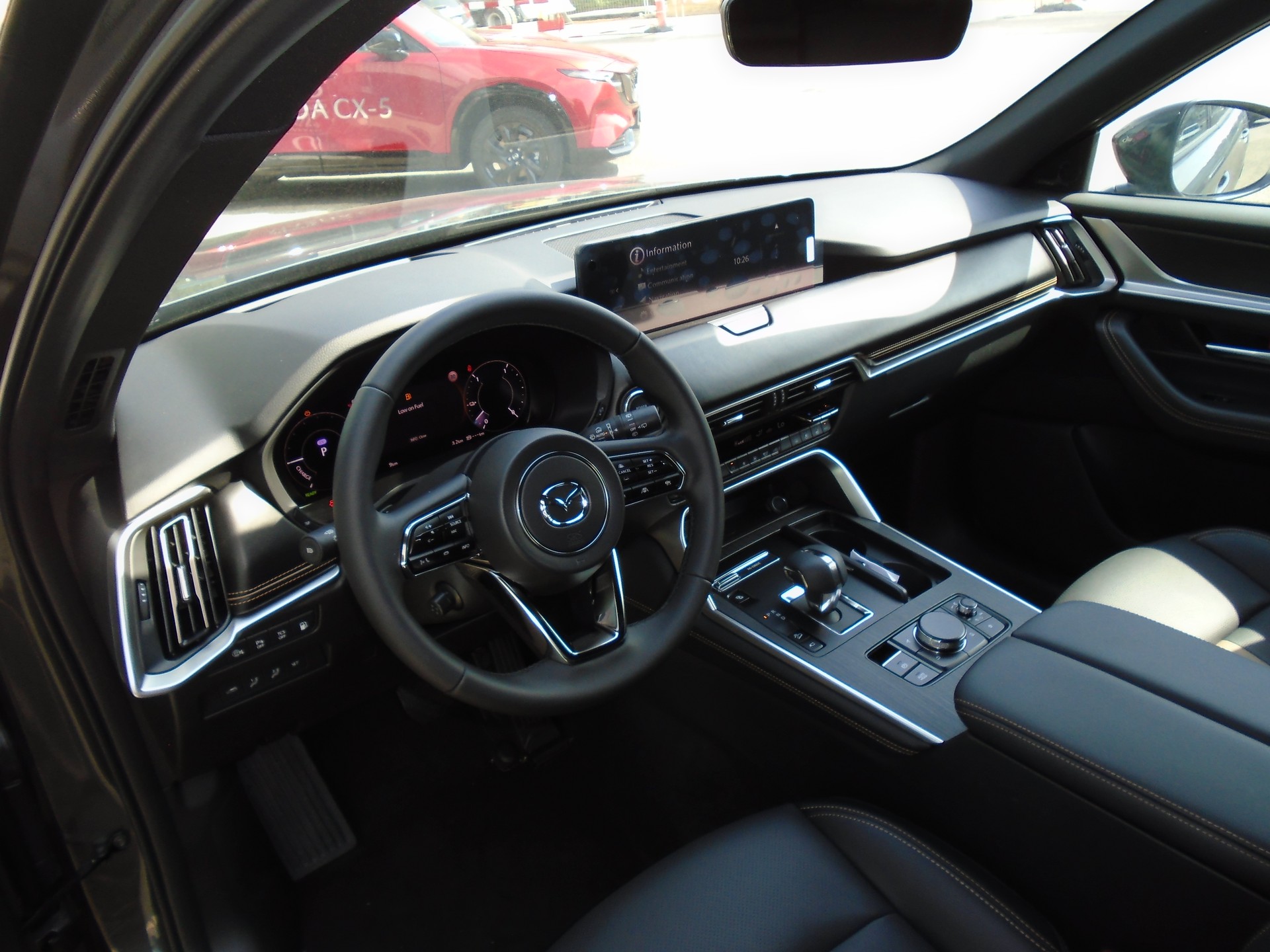 MAZDA CX-60 e-Skyactiv PHEV 327 AWD Homura Plus-image-5