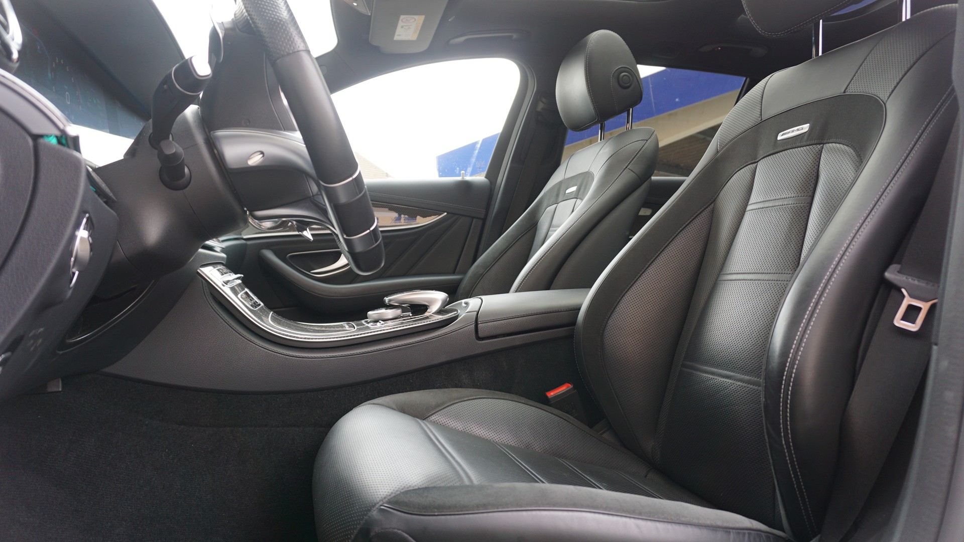 MERCEDES-BENZ E 53 AMG 4Matic 9G-Tronic-image-14