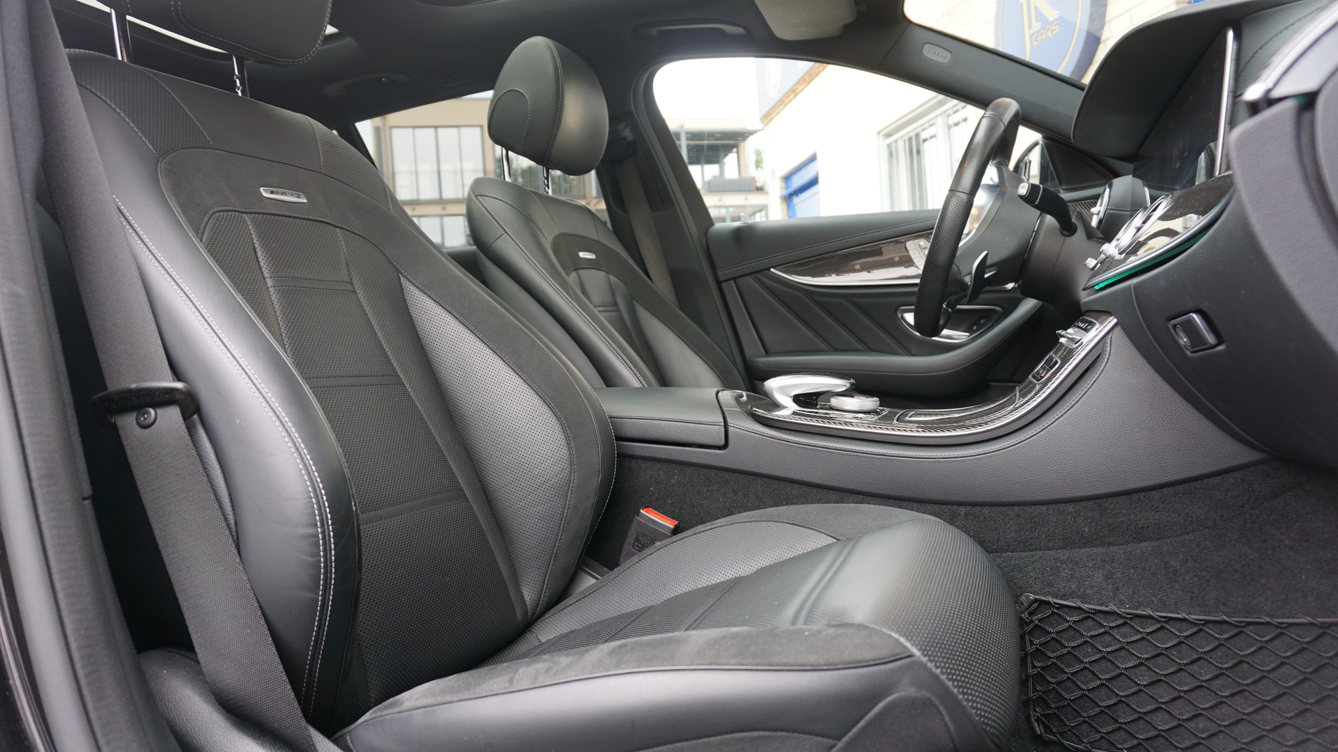 MERCEDES-BENZ E 53 AMG 4Matic 9G-Tronic-image-15