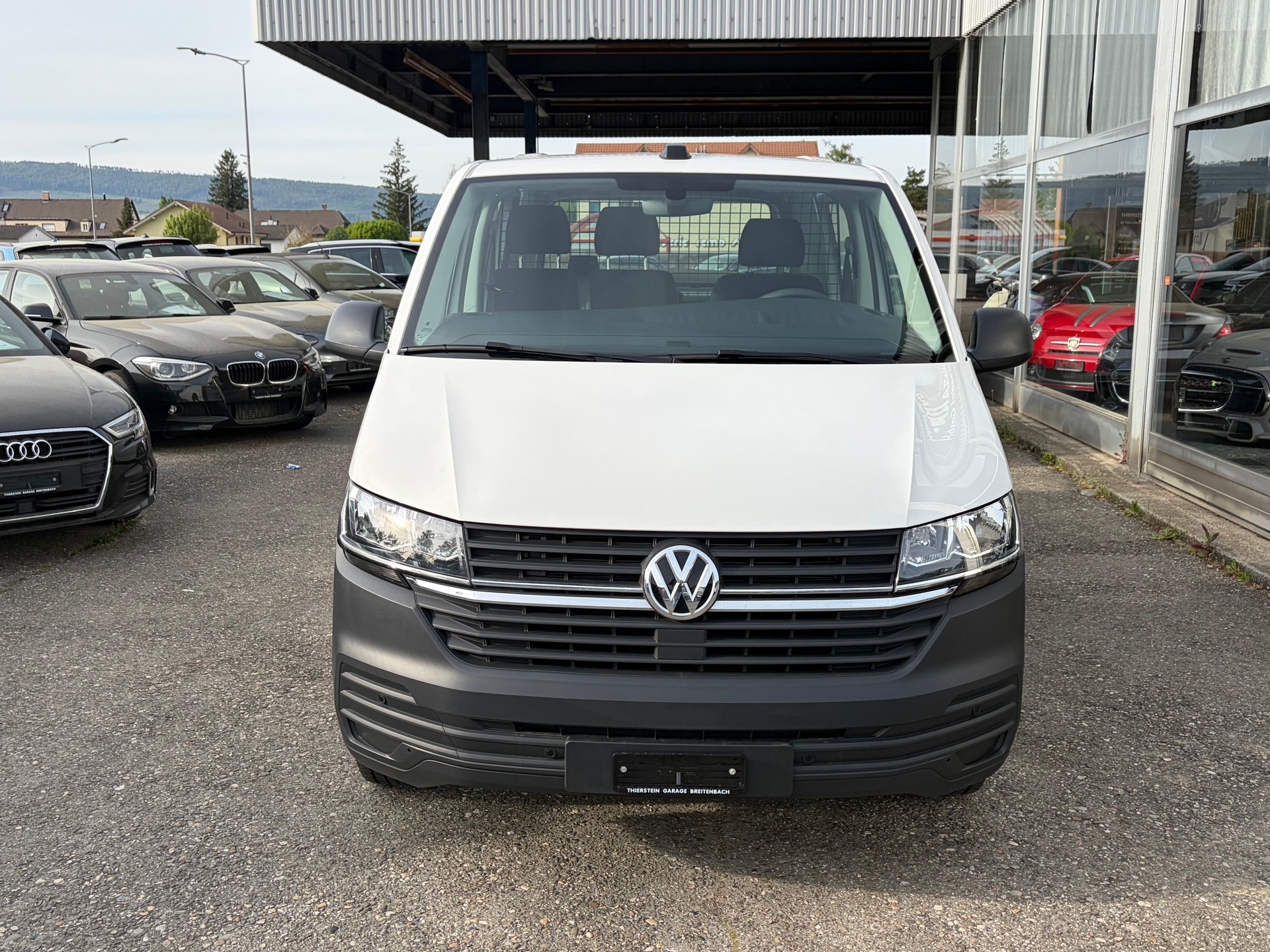 VW T6.1 2.0 TDI Entry-image-1