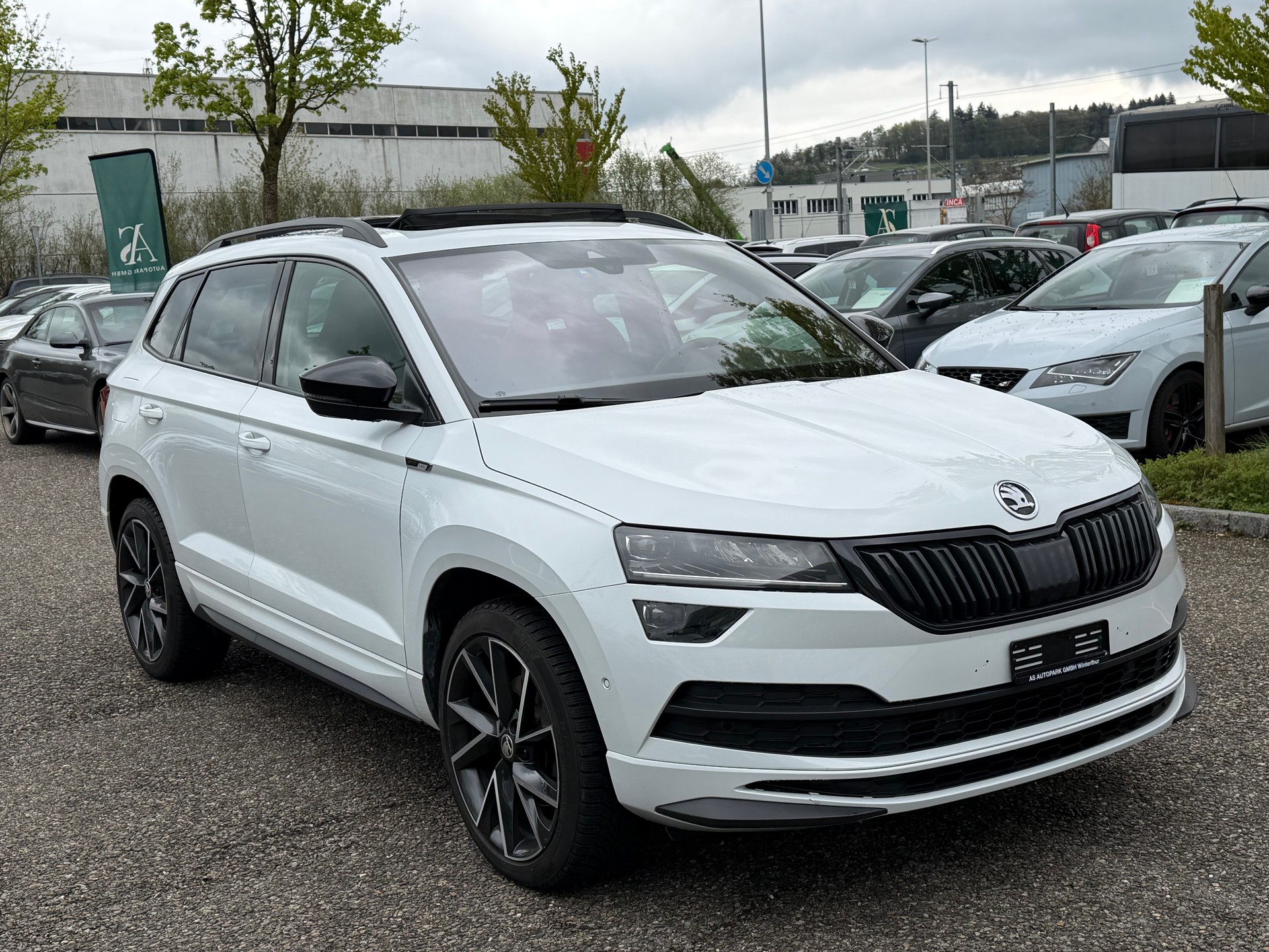 SKODA Karoq 2.0 TSI SportLine 4x4 DSG-showroom-element-2