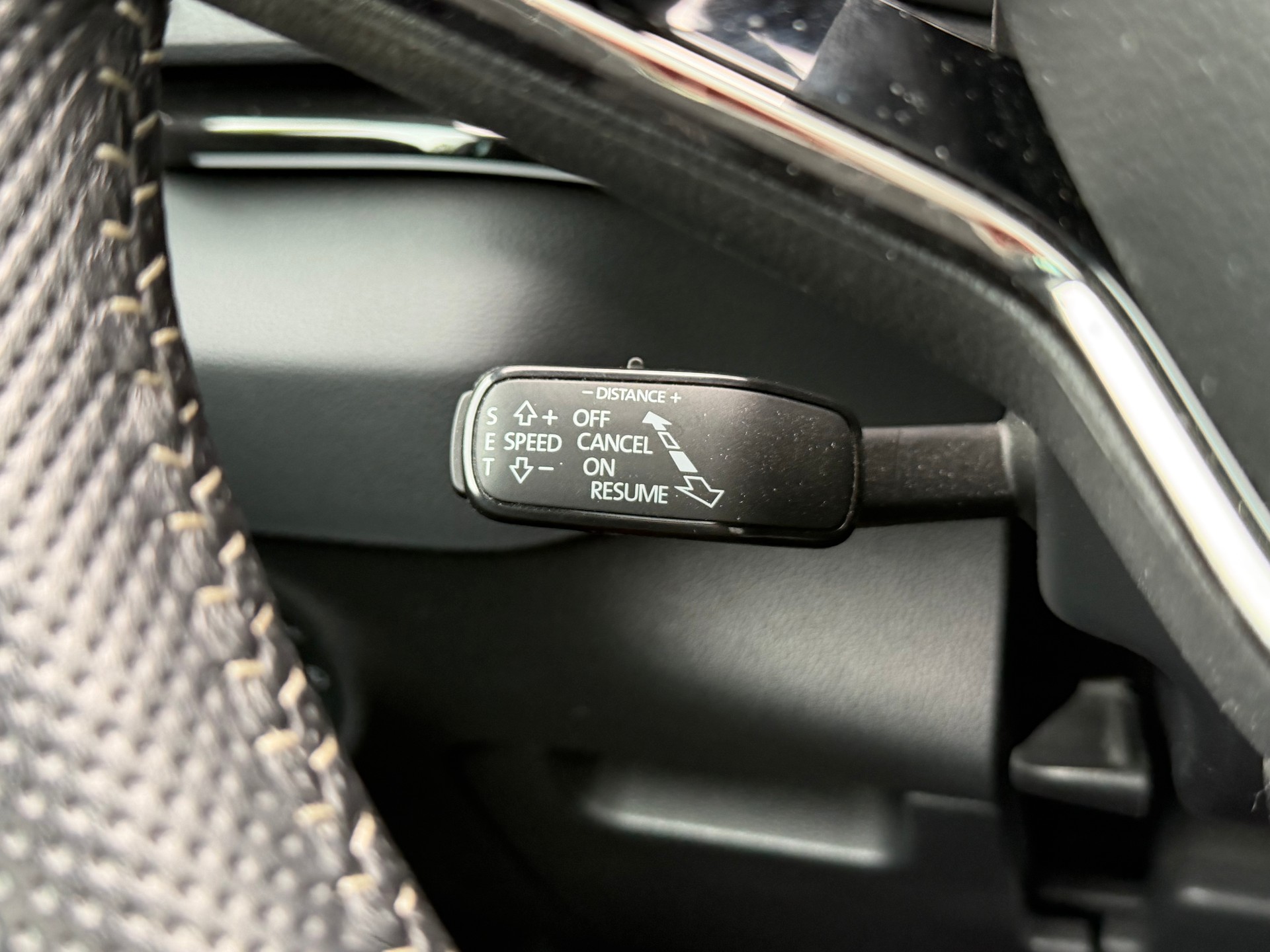 SKODA Karoq 2.0 TSI SportLine 4x4 DSG-image-16